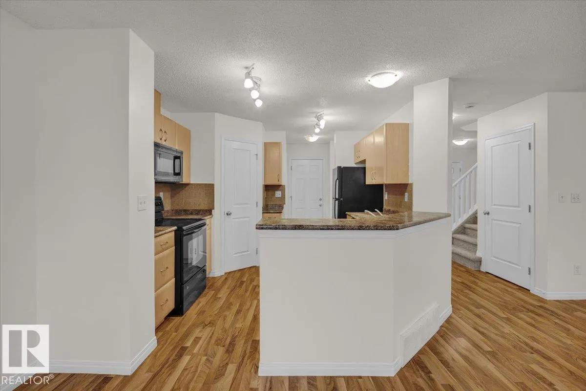 104 21 Summerwood Drive