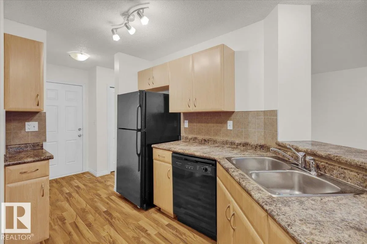 104 21 Summerwood Drive