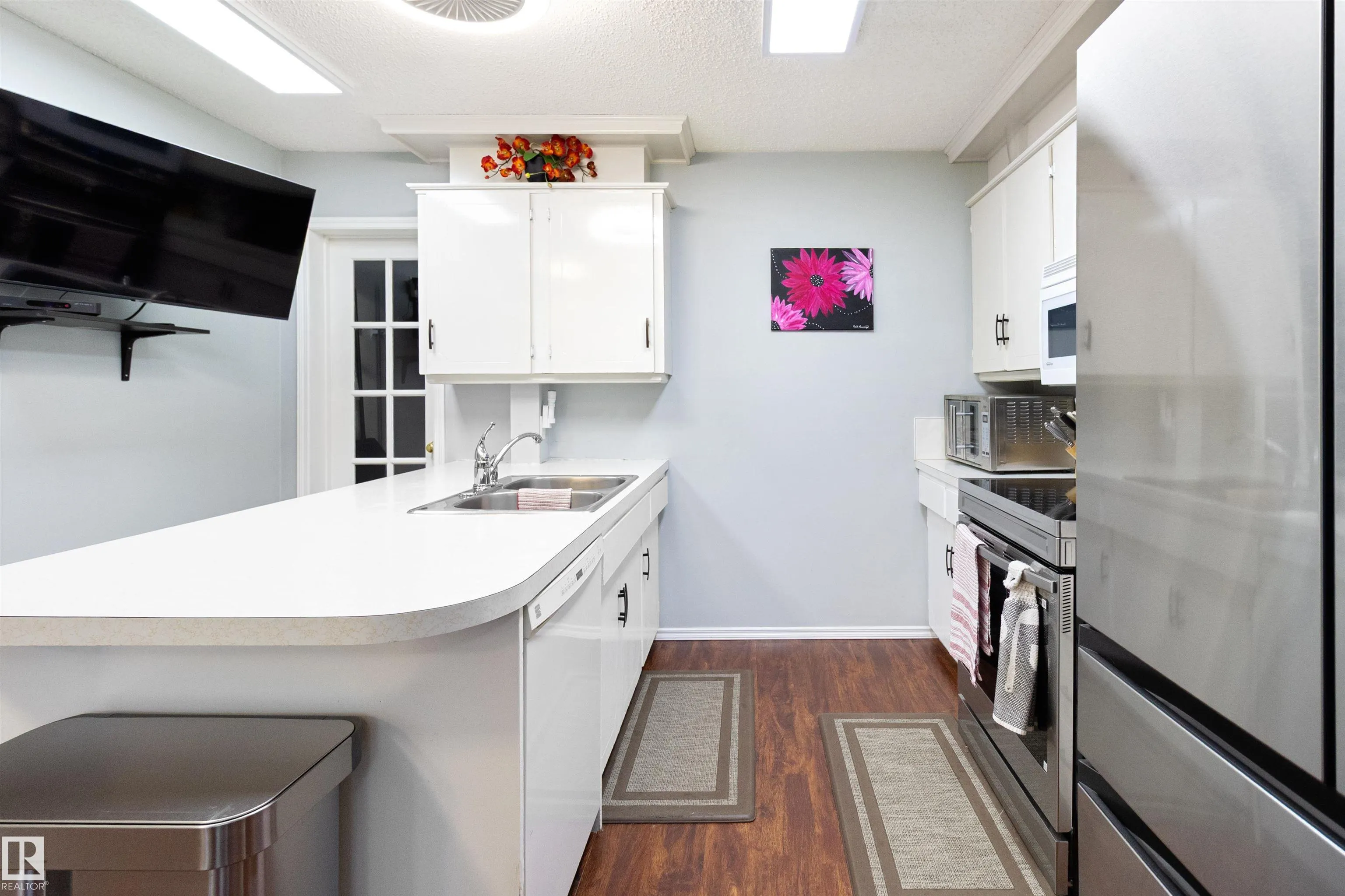 5008 56 ave