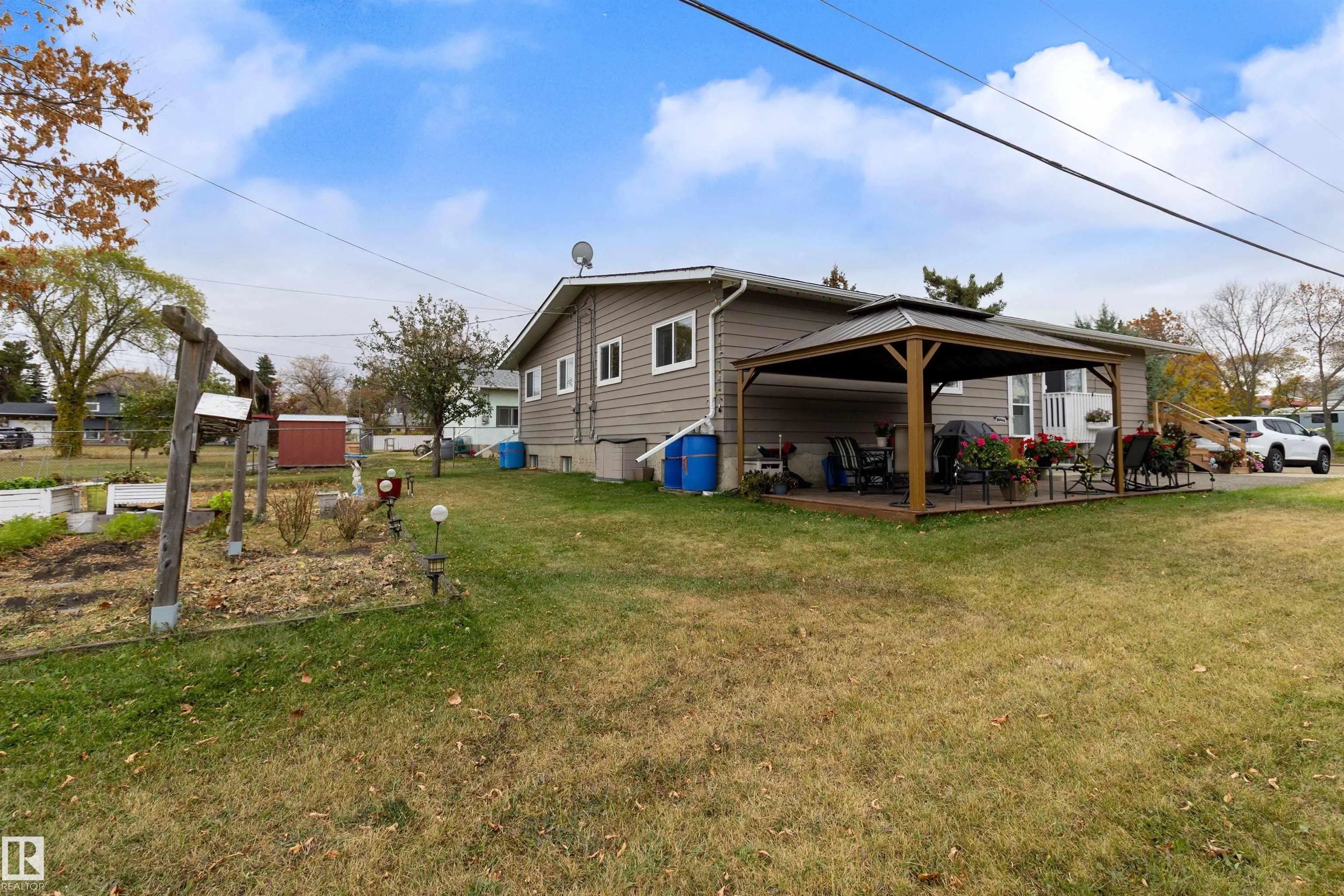 5008 56 ave