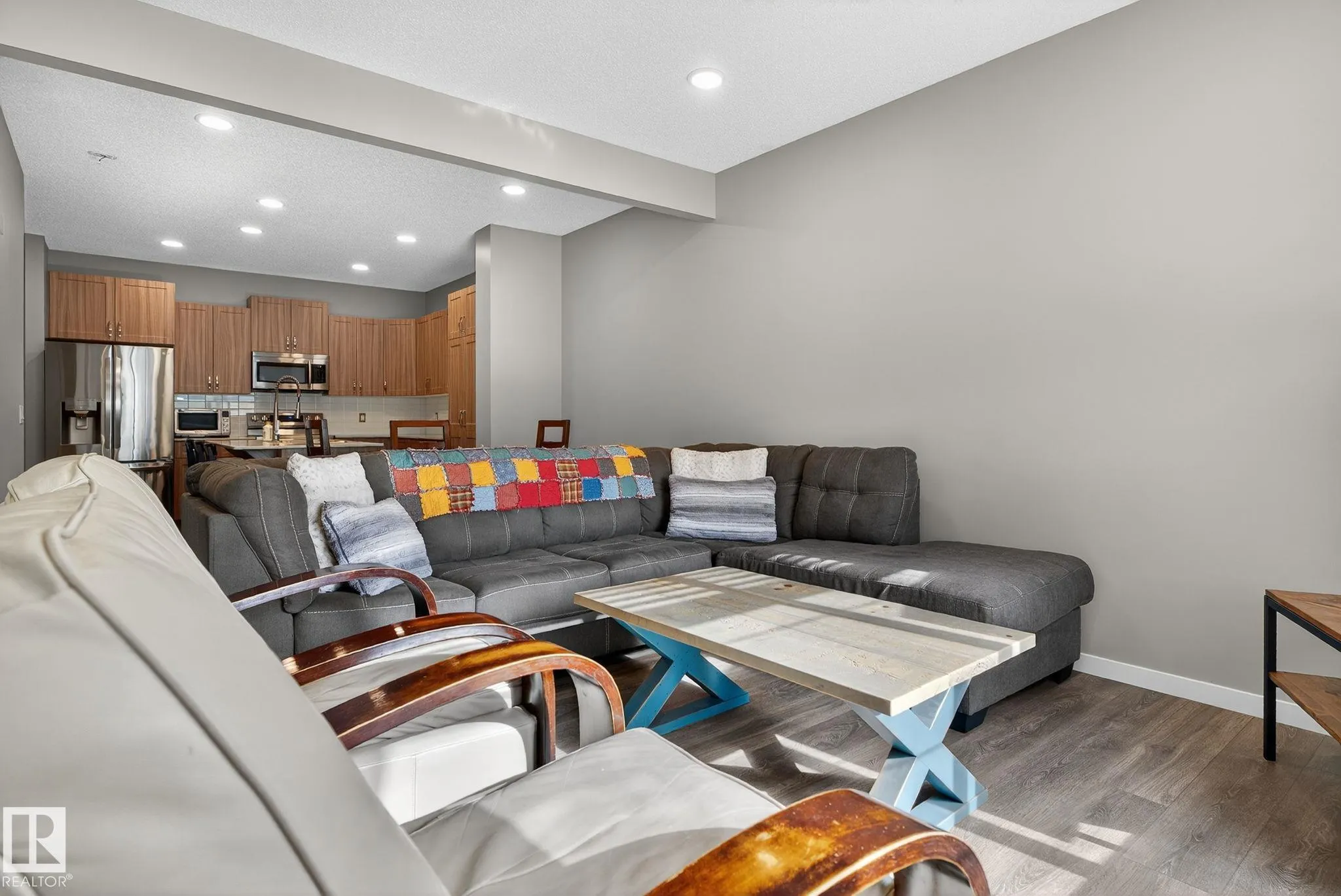 178 SANTANA Crescent