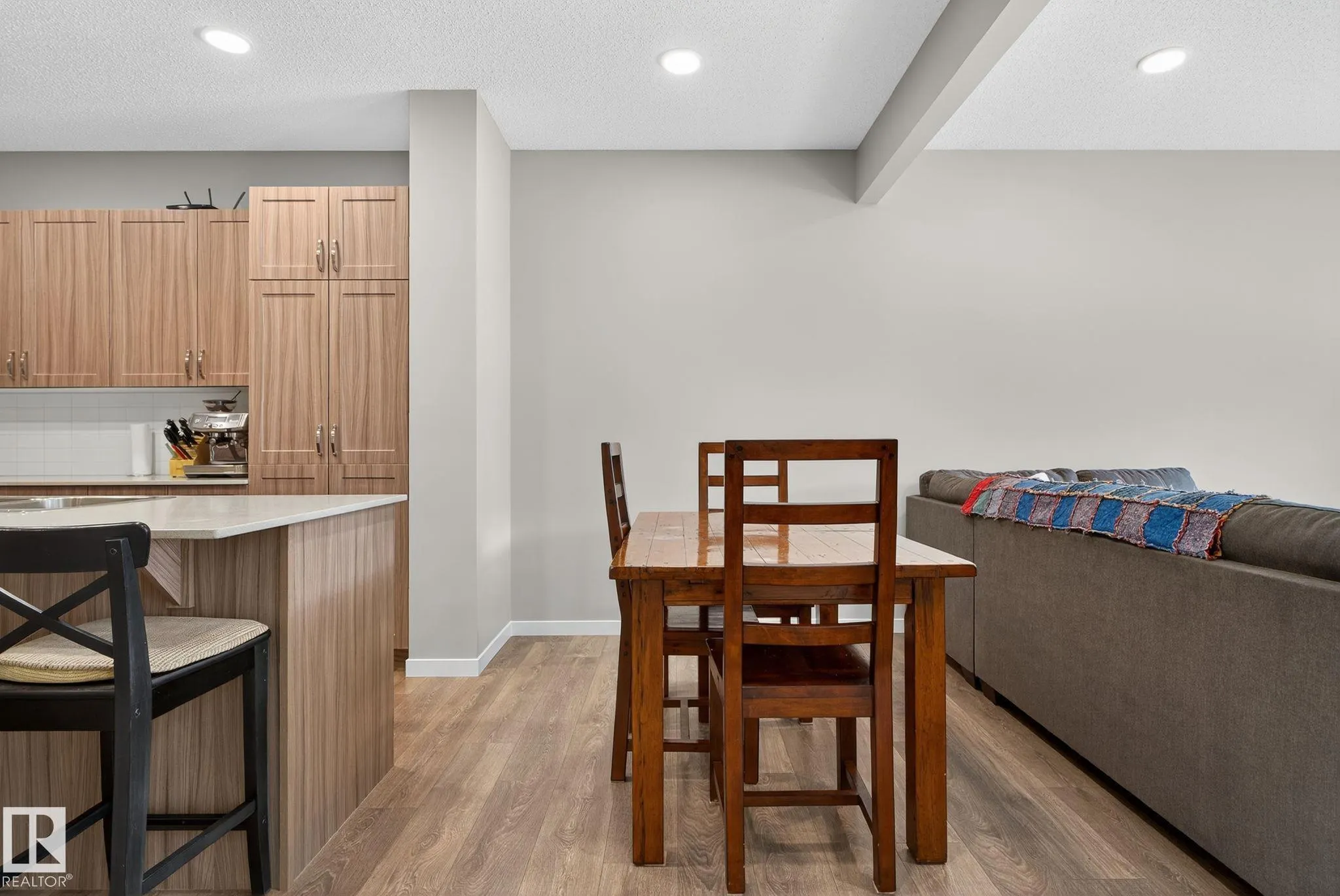 178 SANTANA Crescent