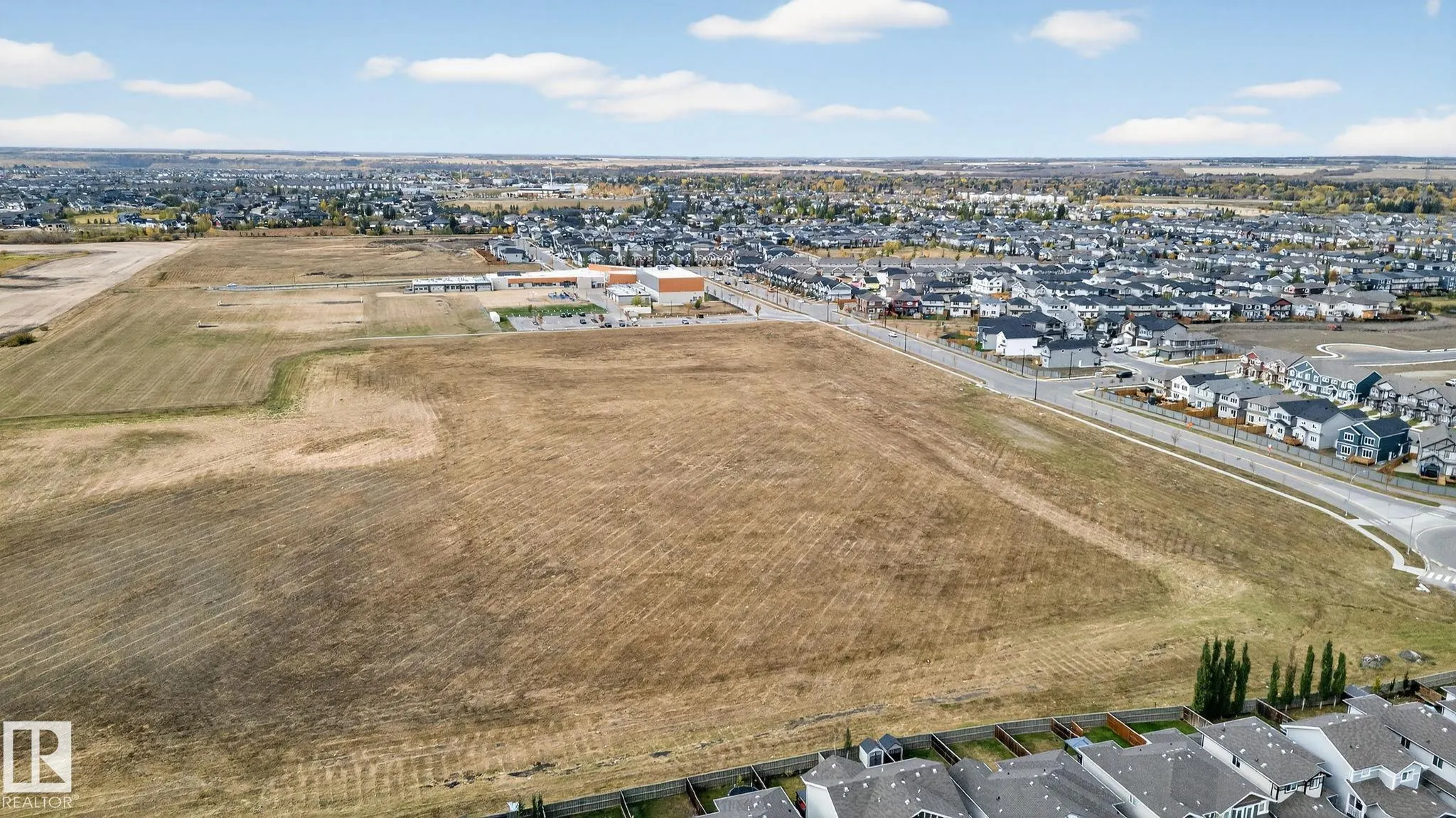 178 SANTANA Crescent