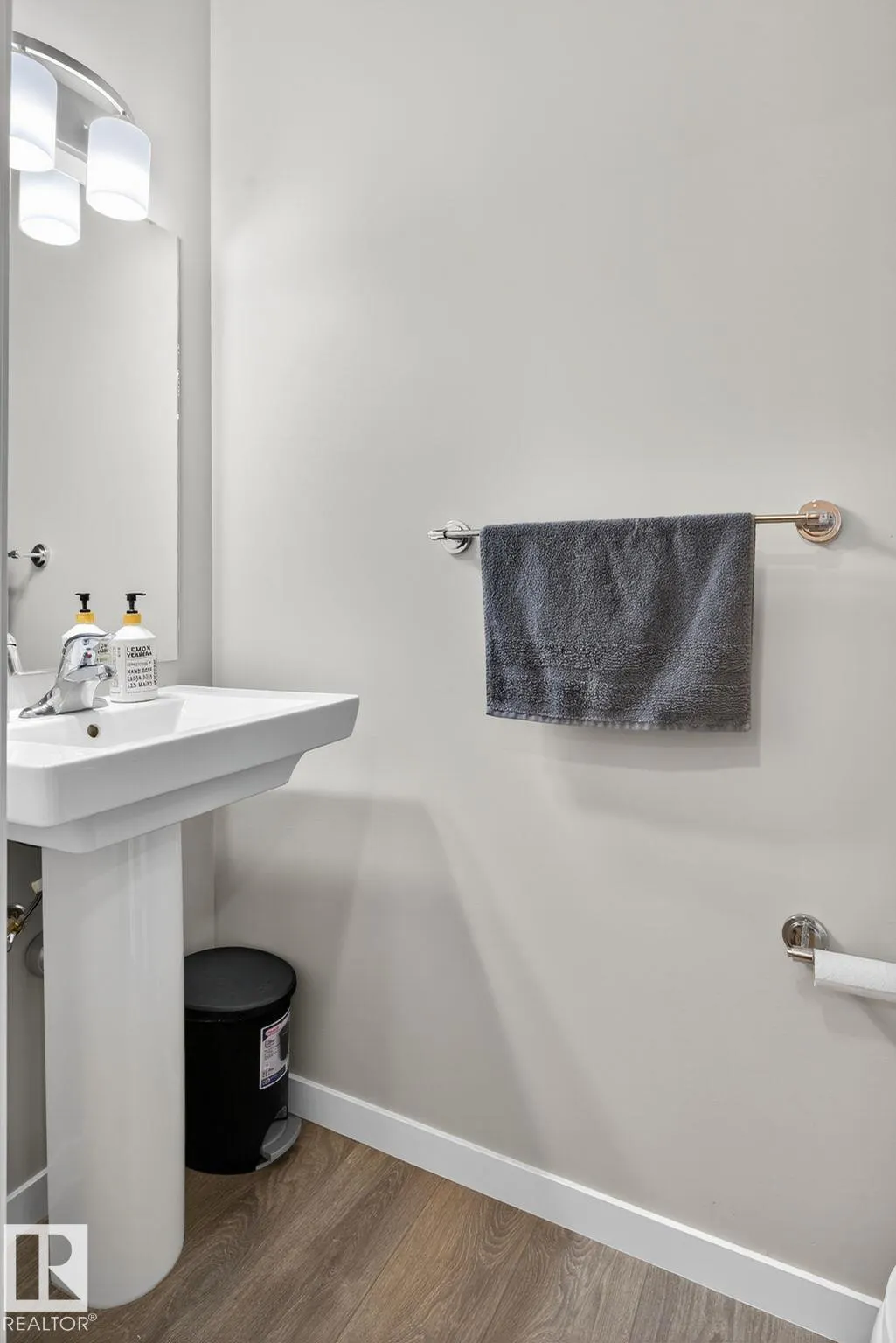 178 SANTANA Crescent