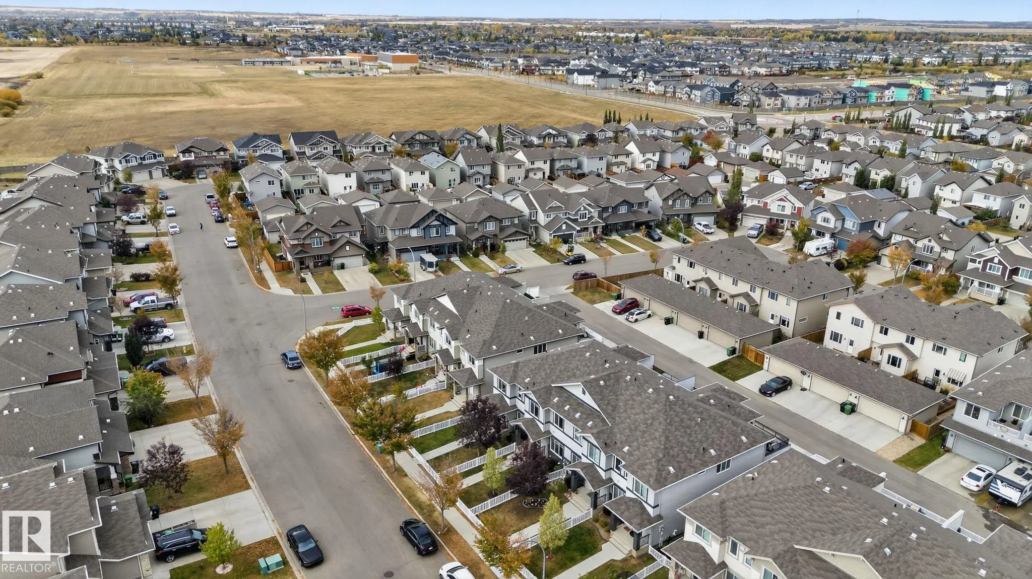 178 SANTANA Crescent