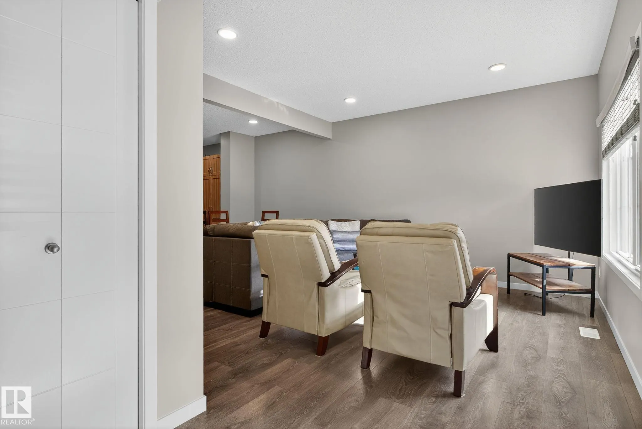 178 SANTANA Crescent