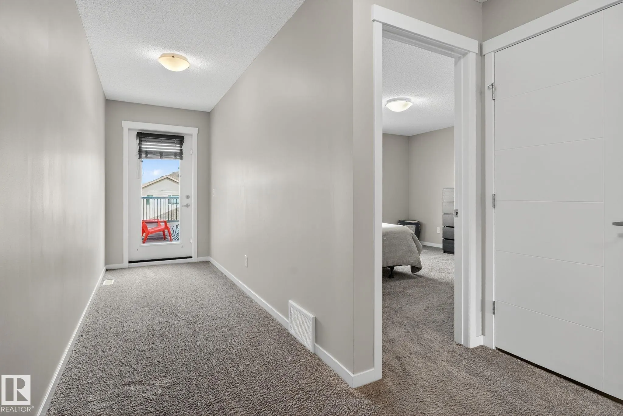 178 SANTANA Crescent