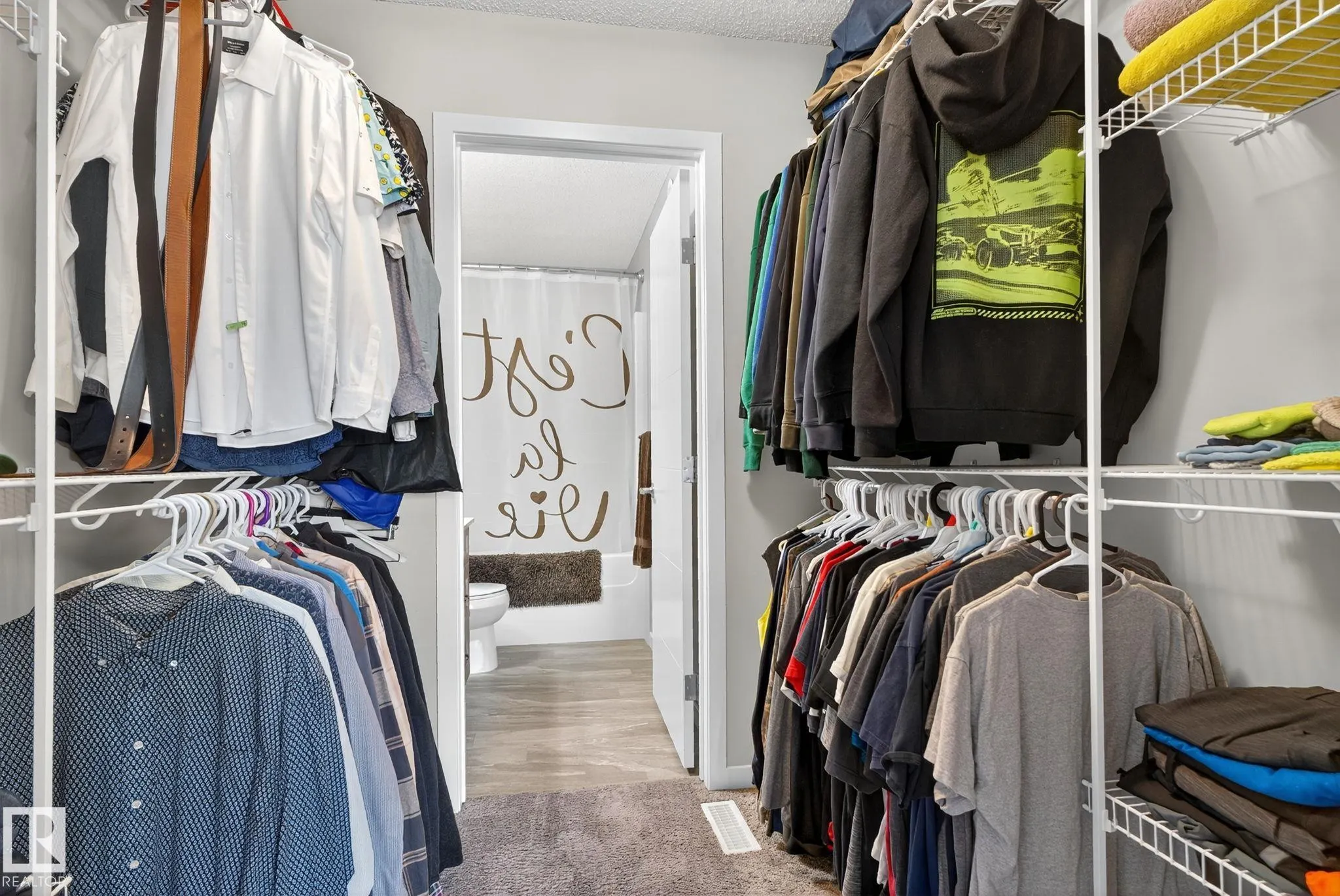 178 SANTANA Crescent