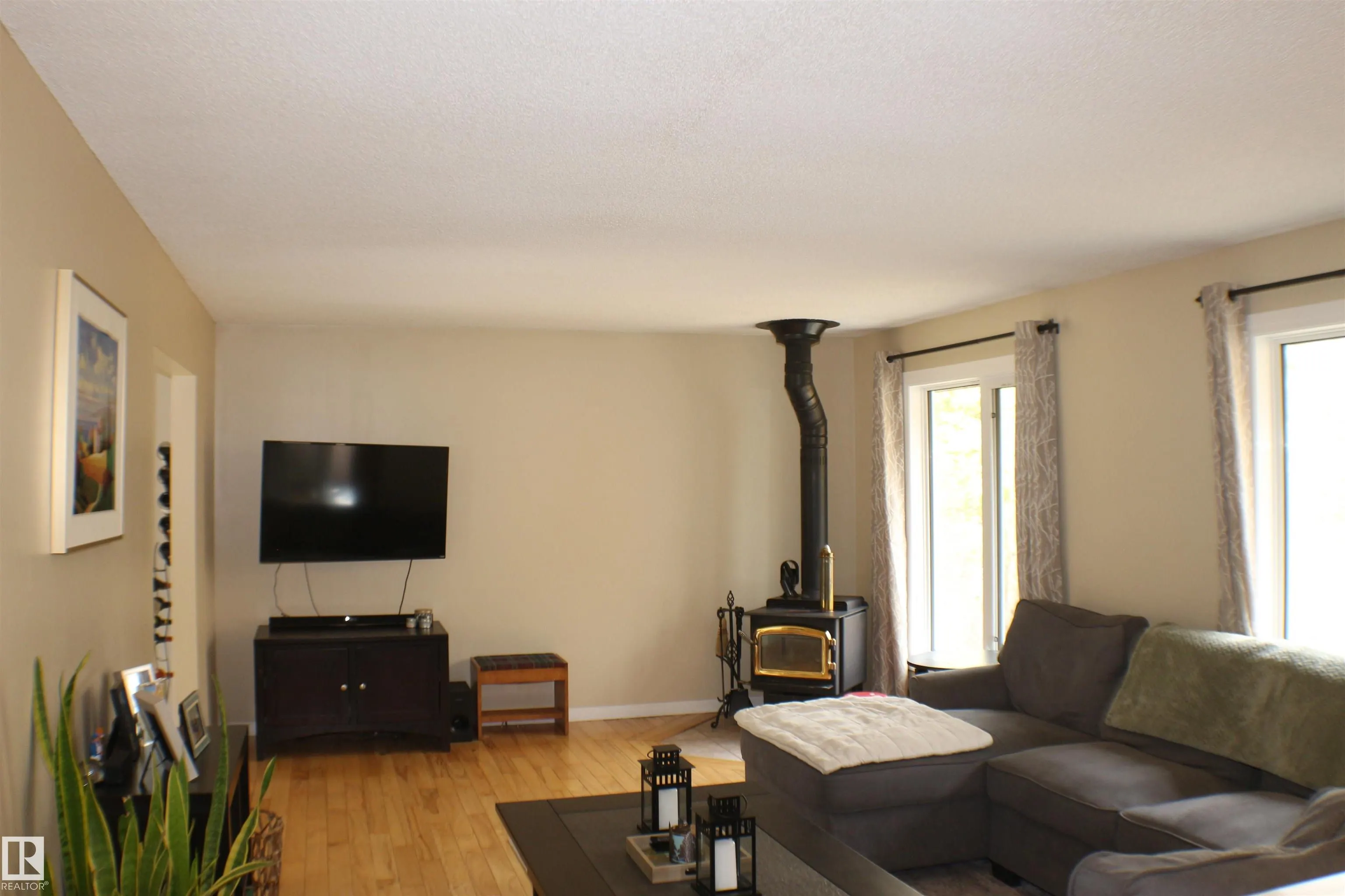 51049 RGE ROAD 214