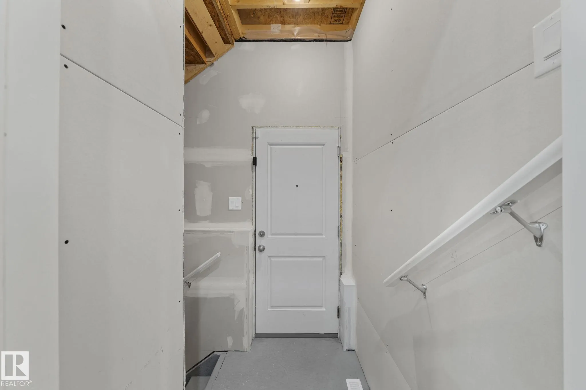 1813 COLLIP VIEW View