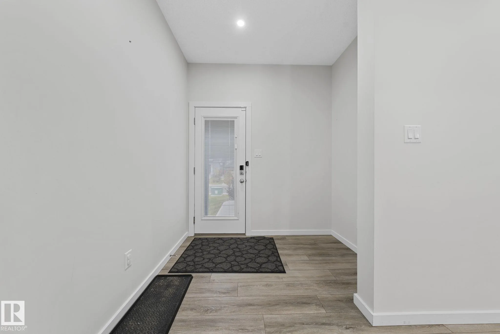 1813 COLLIP VIEW View