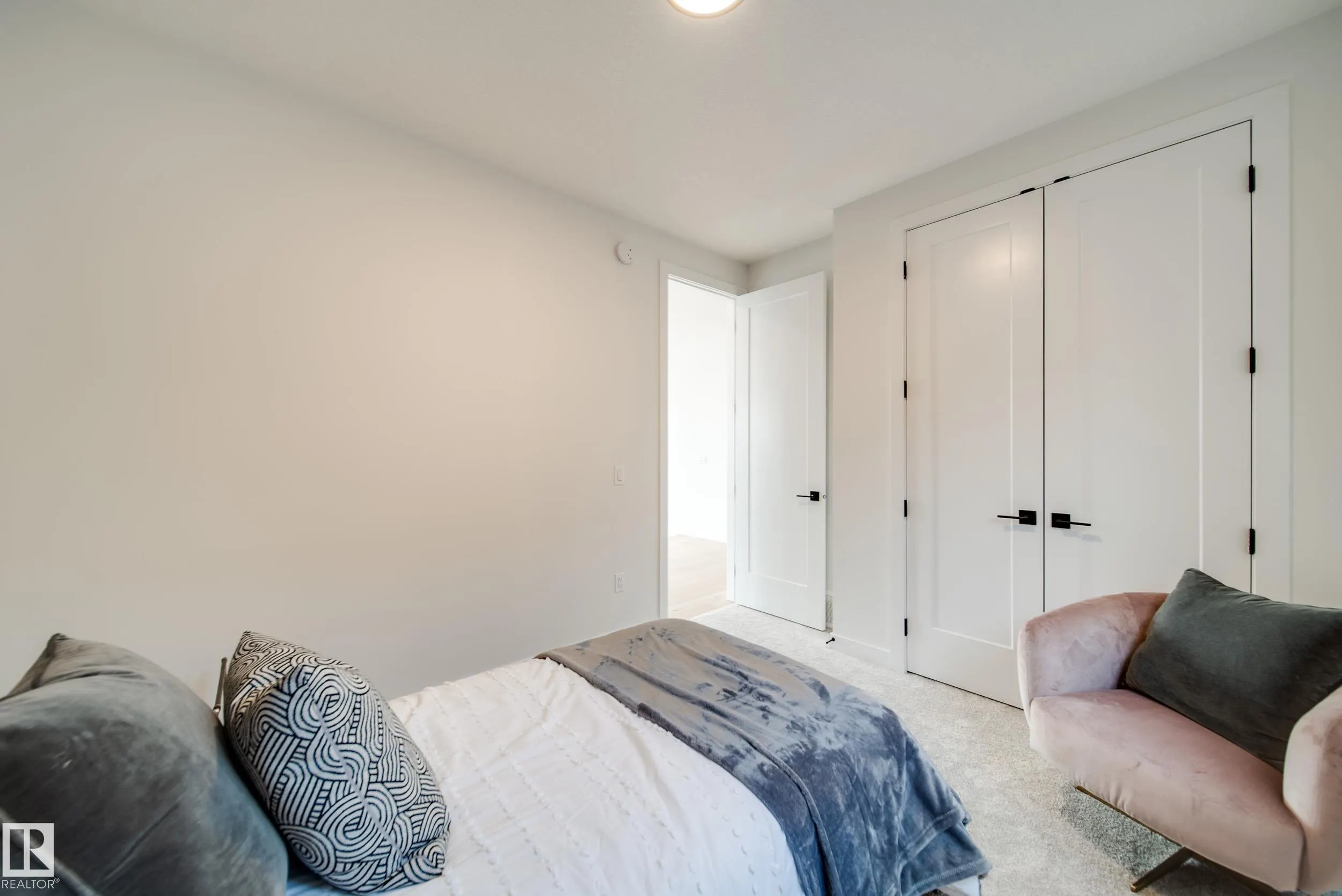 4 Cloutier Close