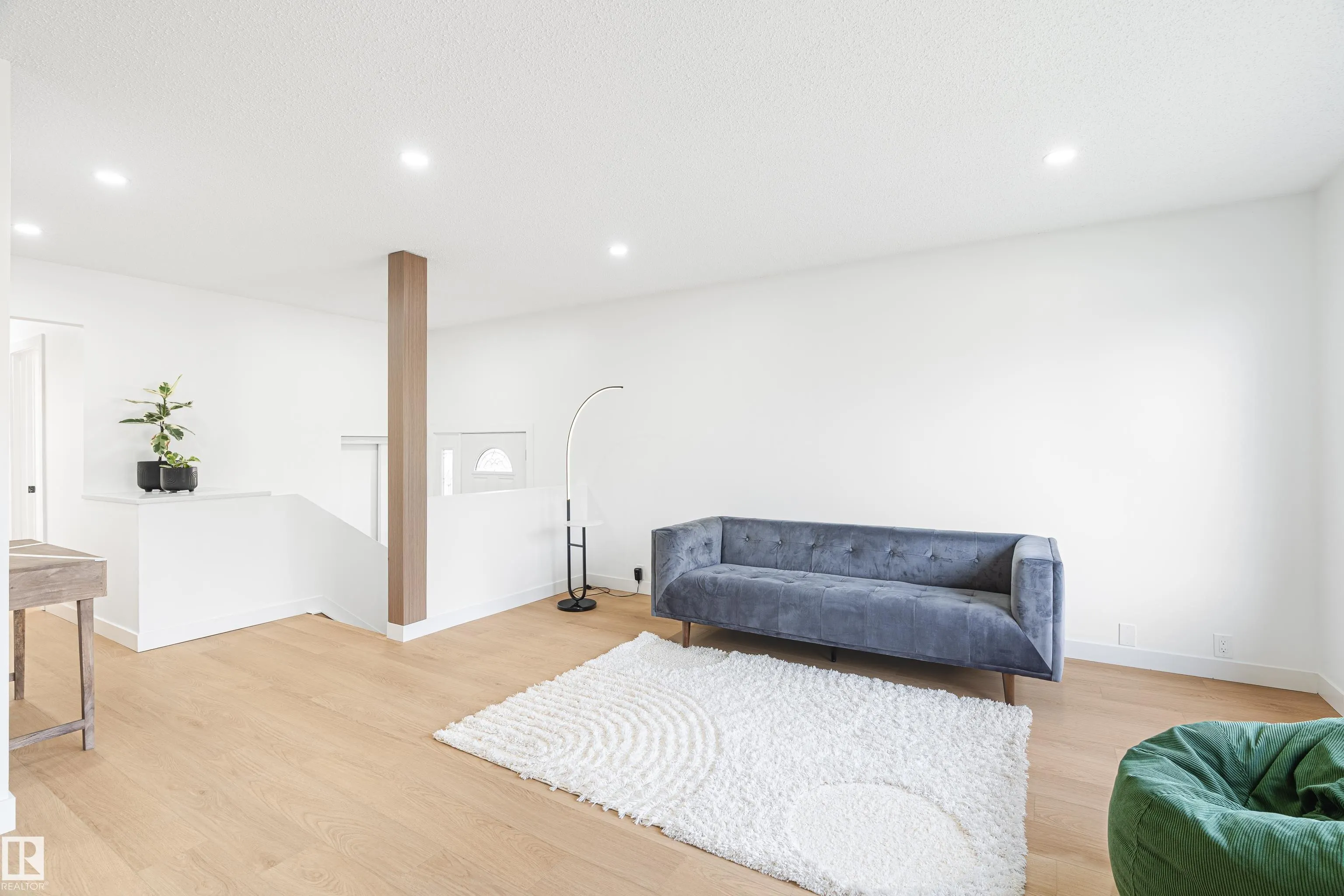 18031 96 Avenue