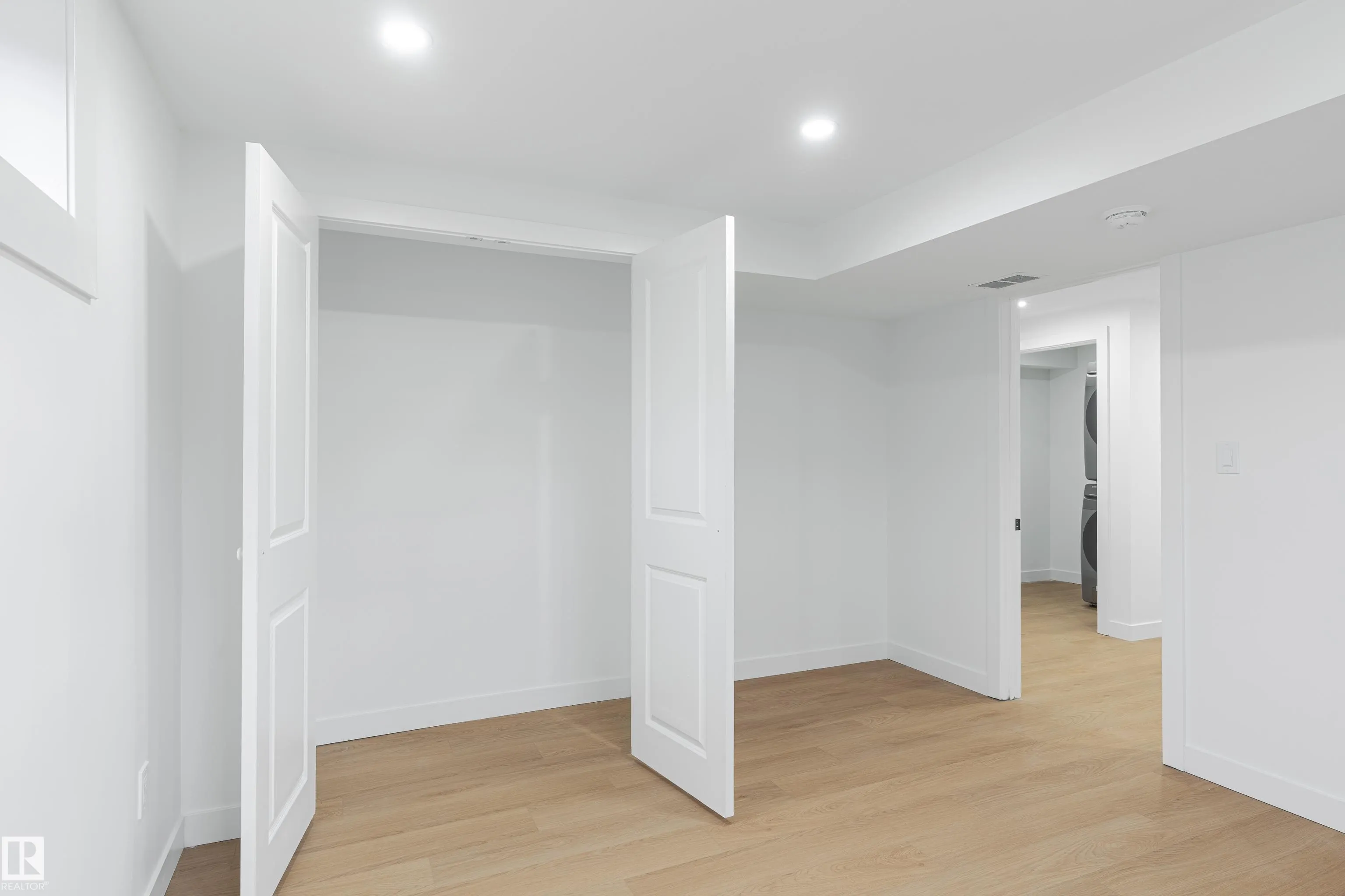 18031 96 Avenue
