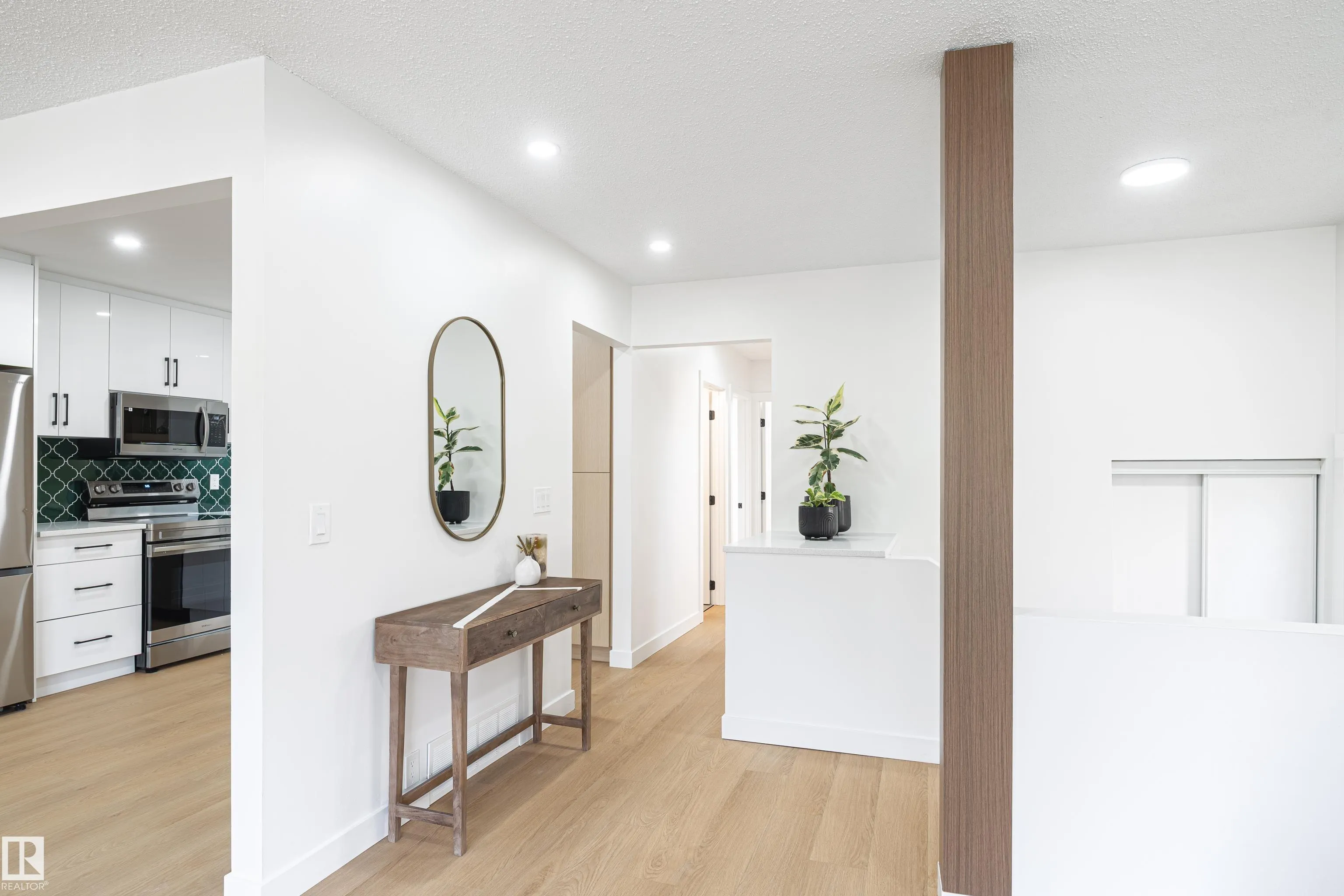 18031 96 Avenue