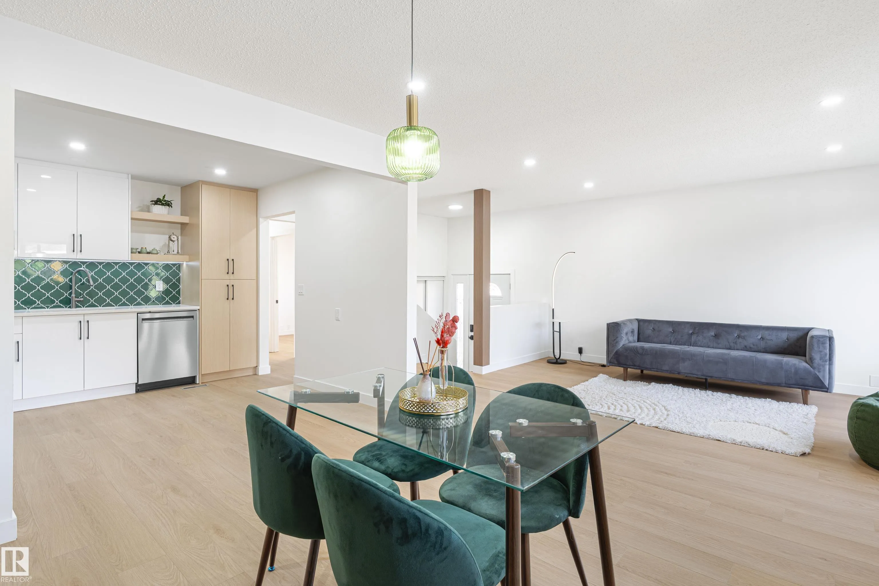 18031 96 Avenue
