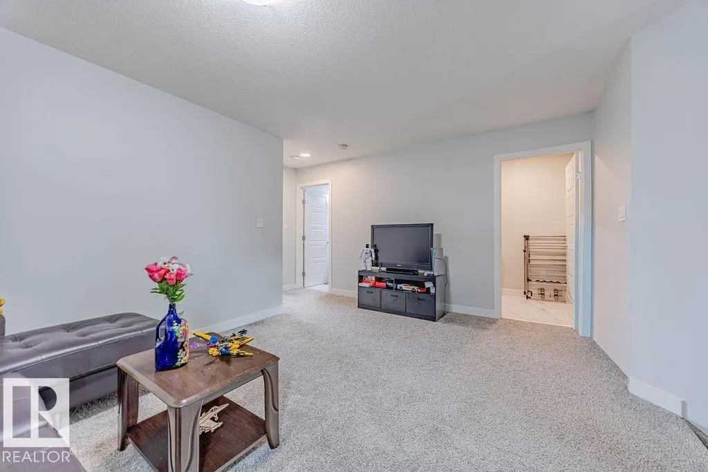 1745 PLUM Crescent