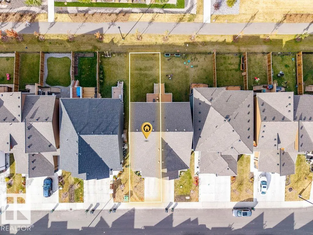 1745 PLUM Crescent