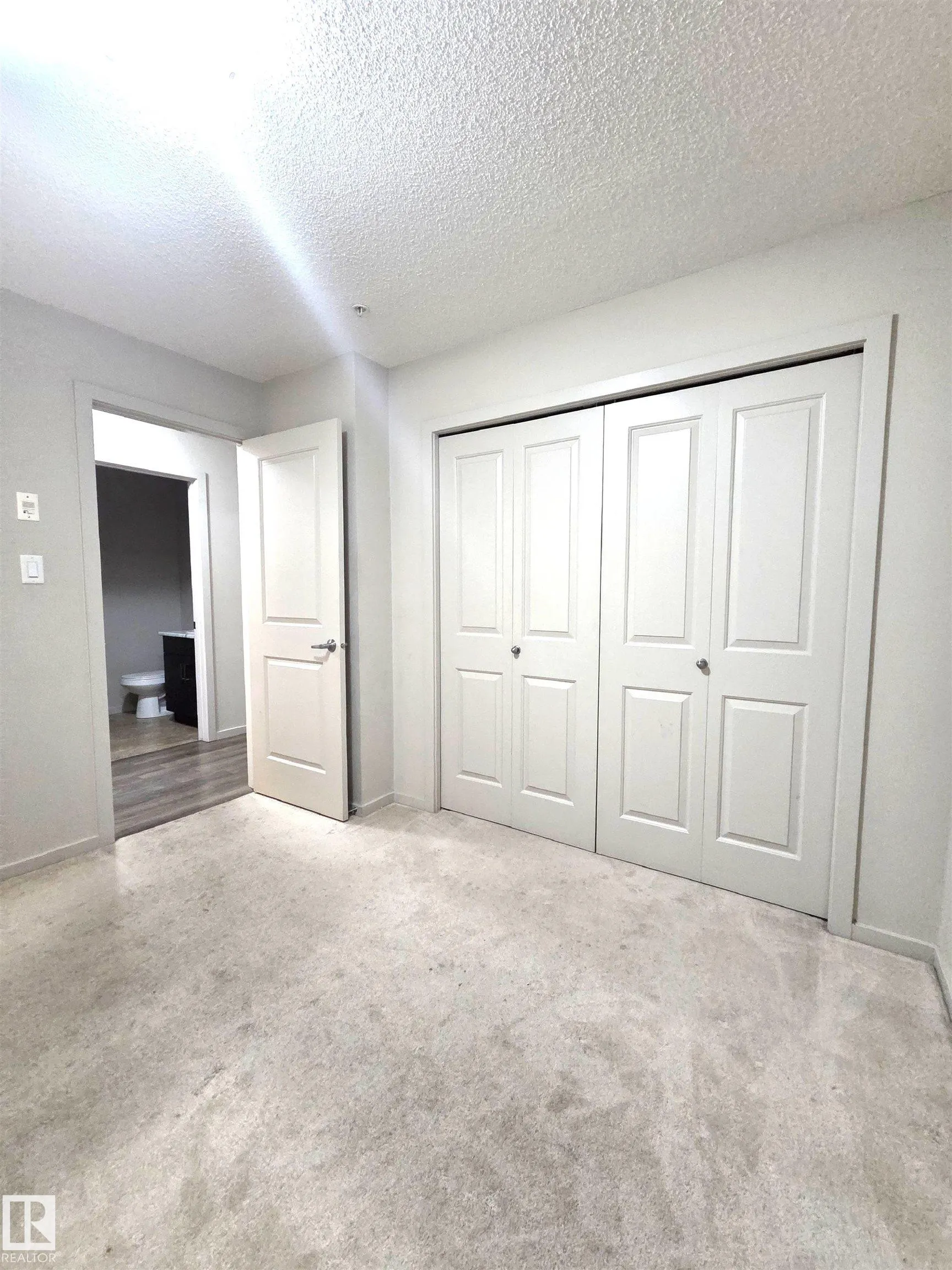390 WINDERMERE Road
