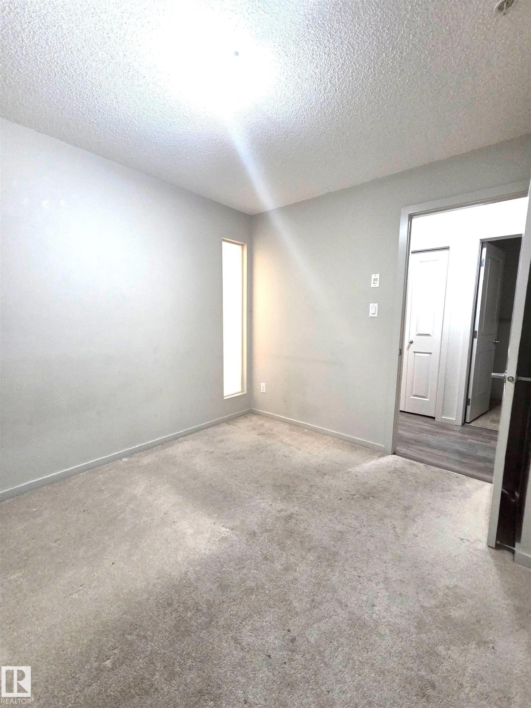 390 WINDERMERE Road