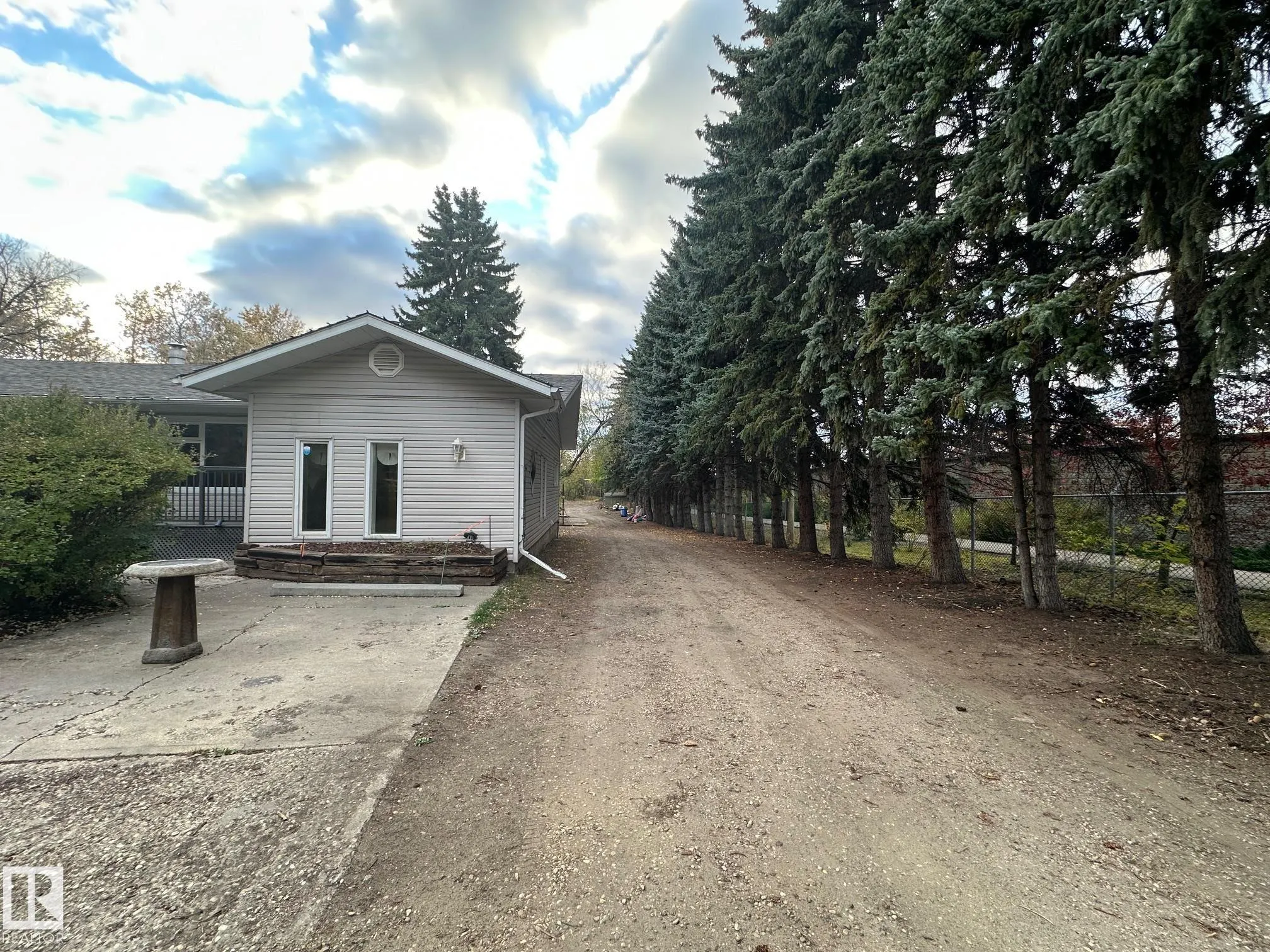 52349 RANGE ROAD 233