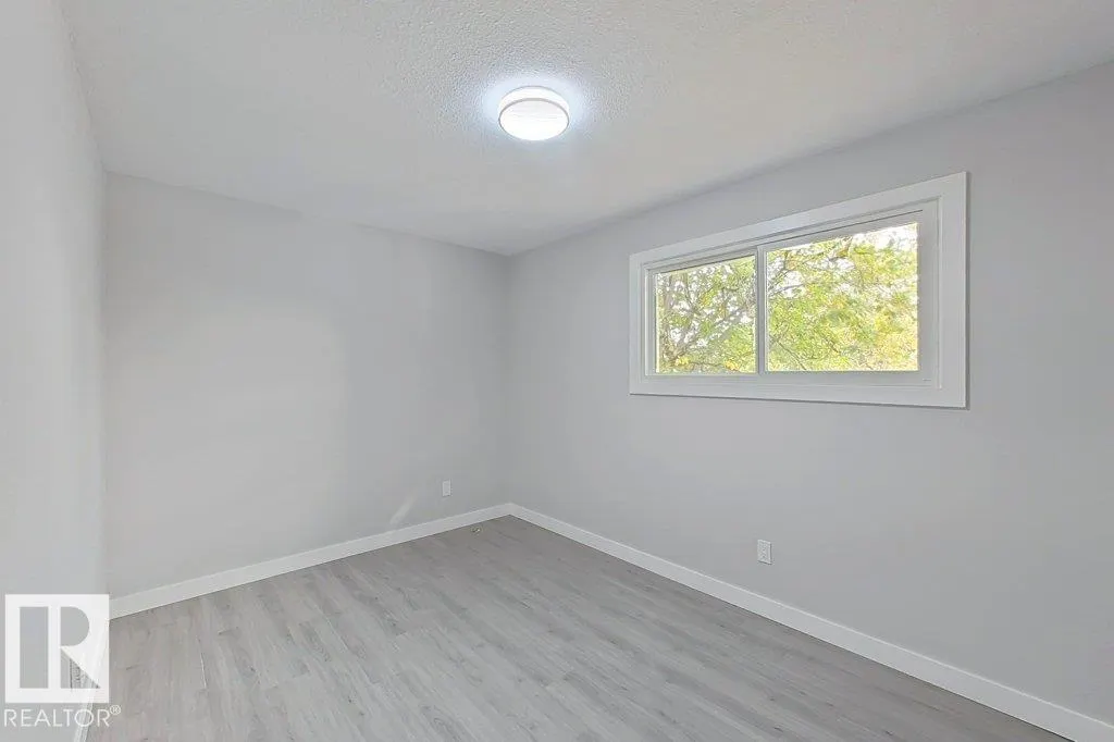 18429 91 Ave