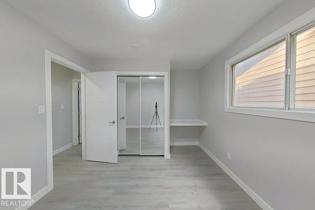 18429 91 Ave