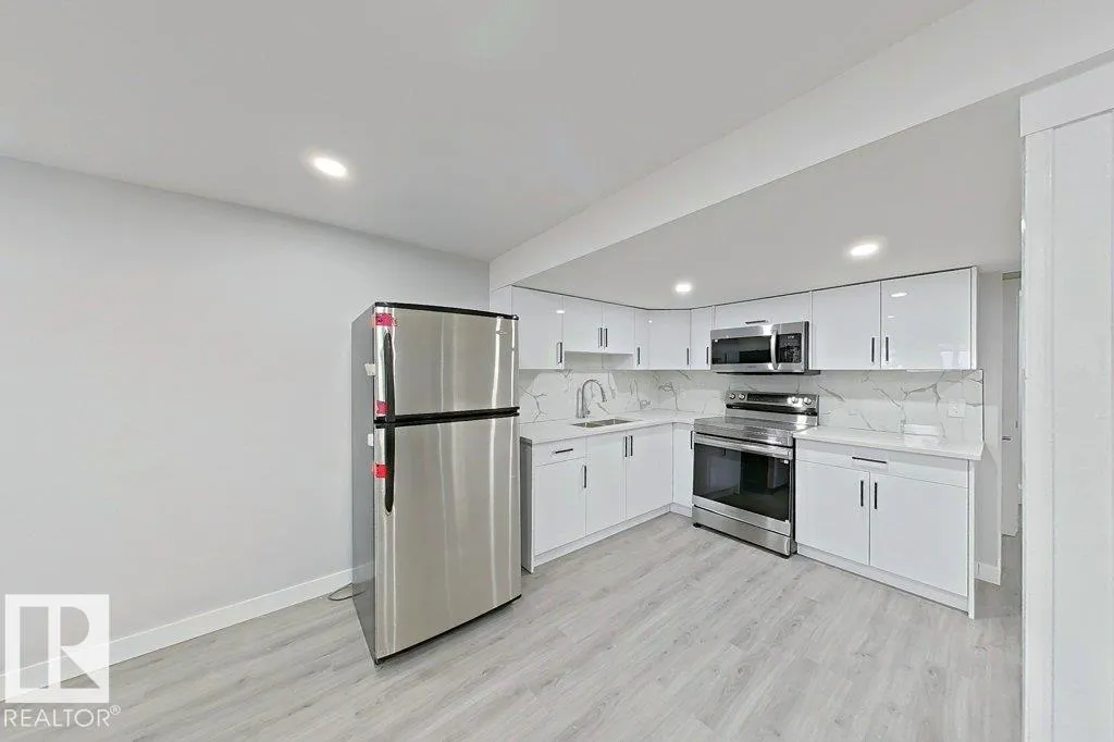 18429 91 Ave