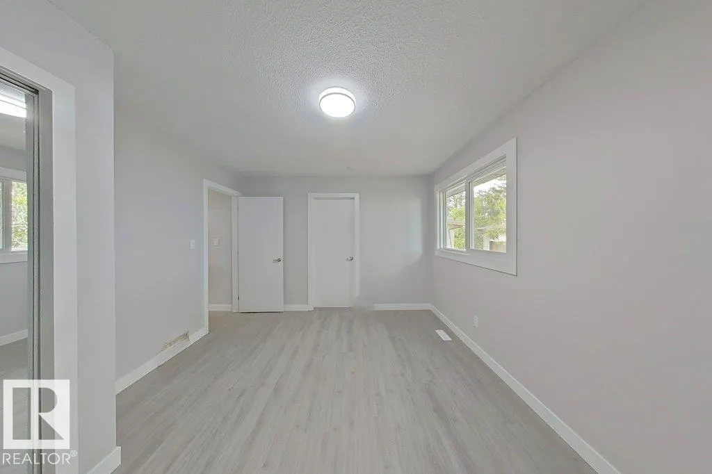 18429 91 Ave