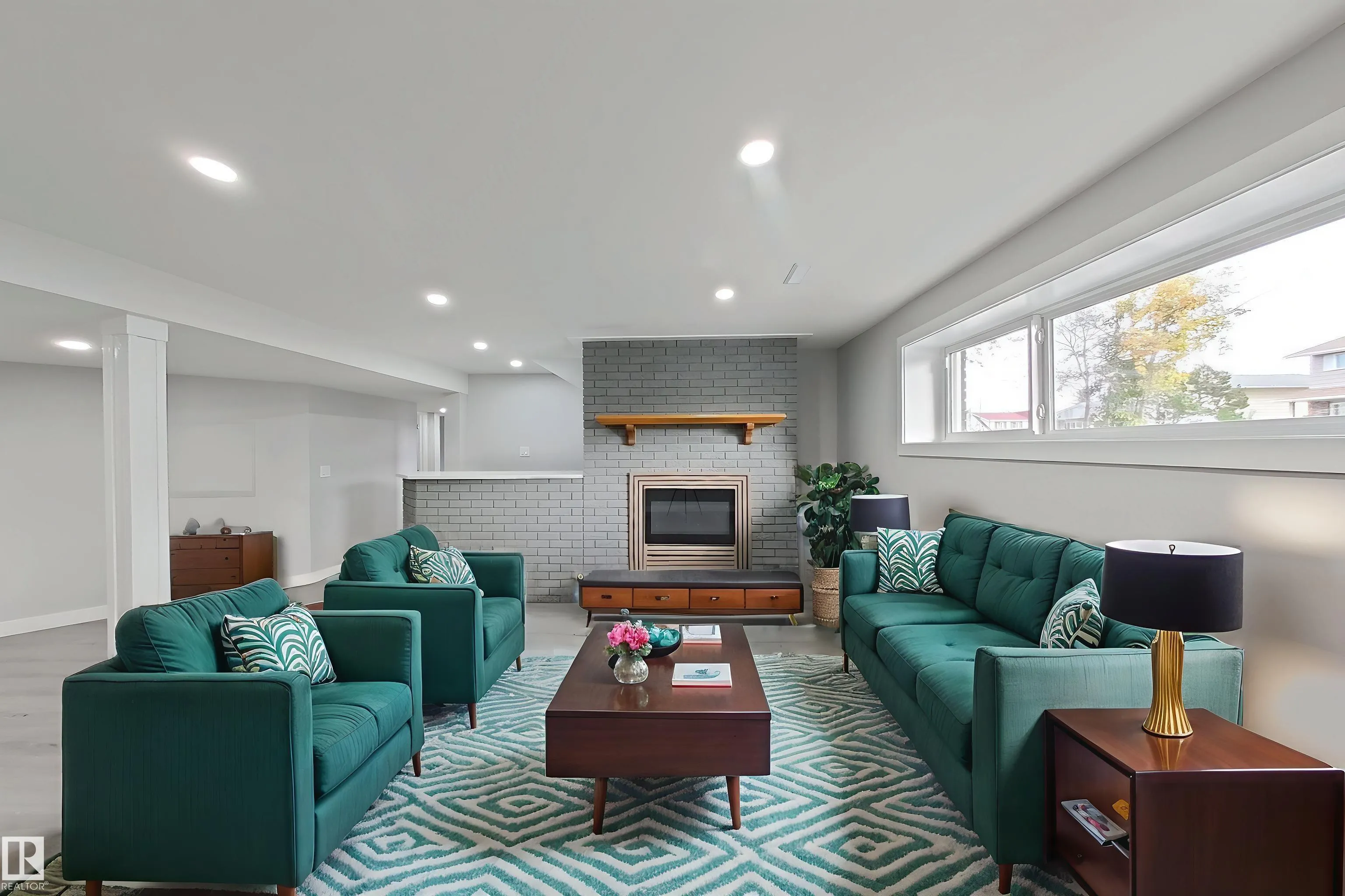 18429 91 Ave
