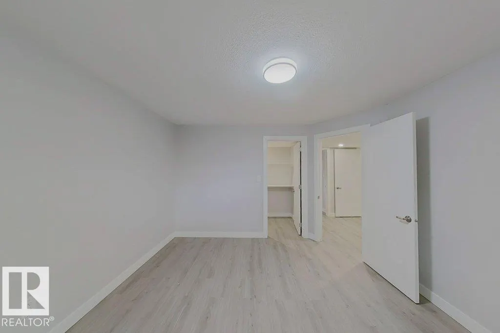 18429 91 Ave