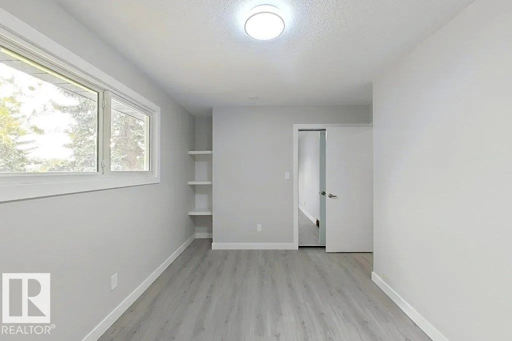 18429 91 Ave