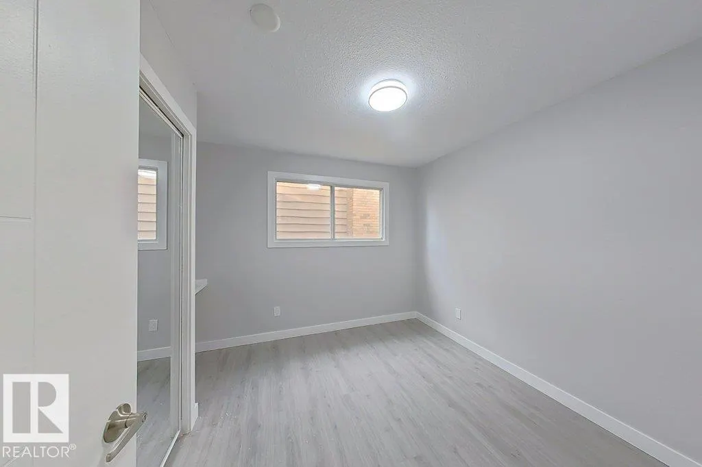 18429 91 Ave