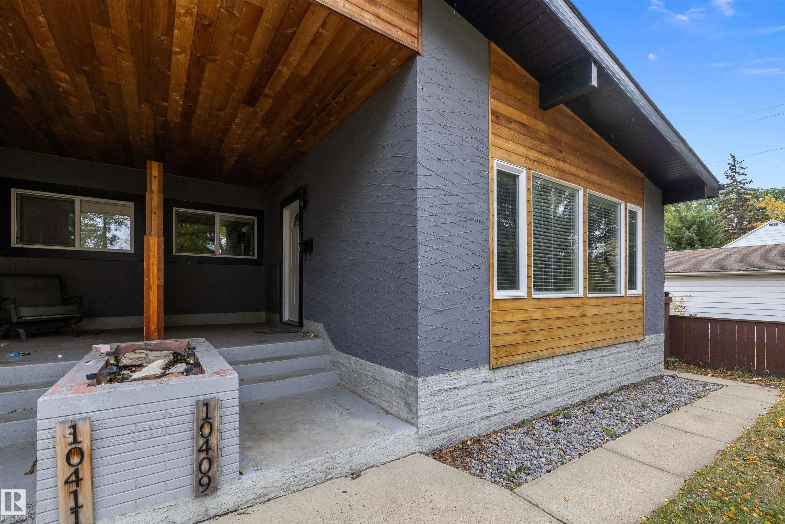 10409 148 Street