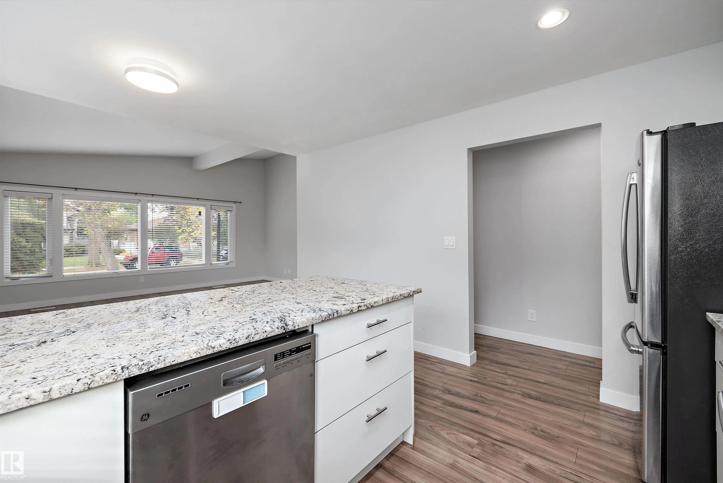 10409 148 Street
