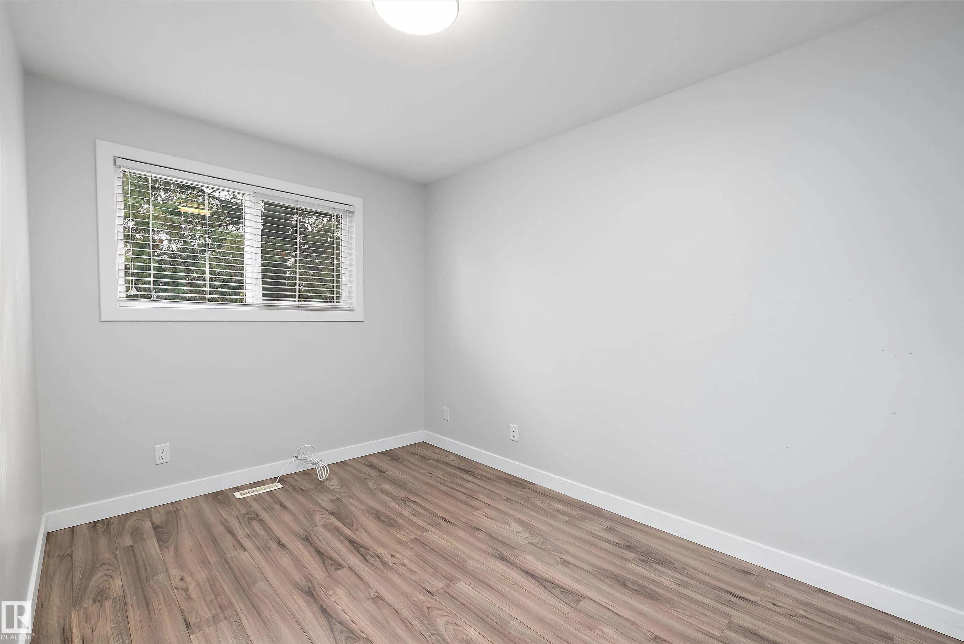 10409 148 Street