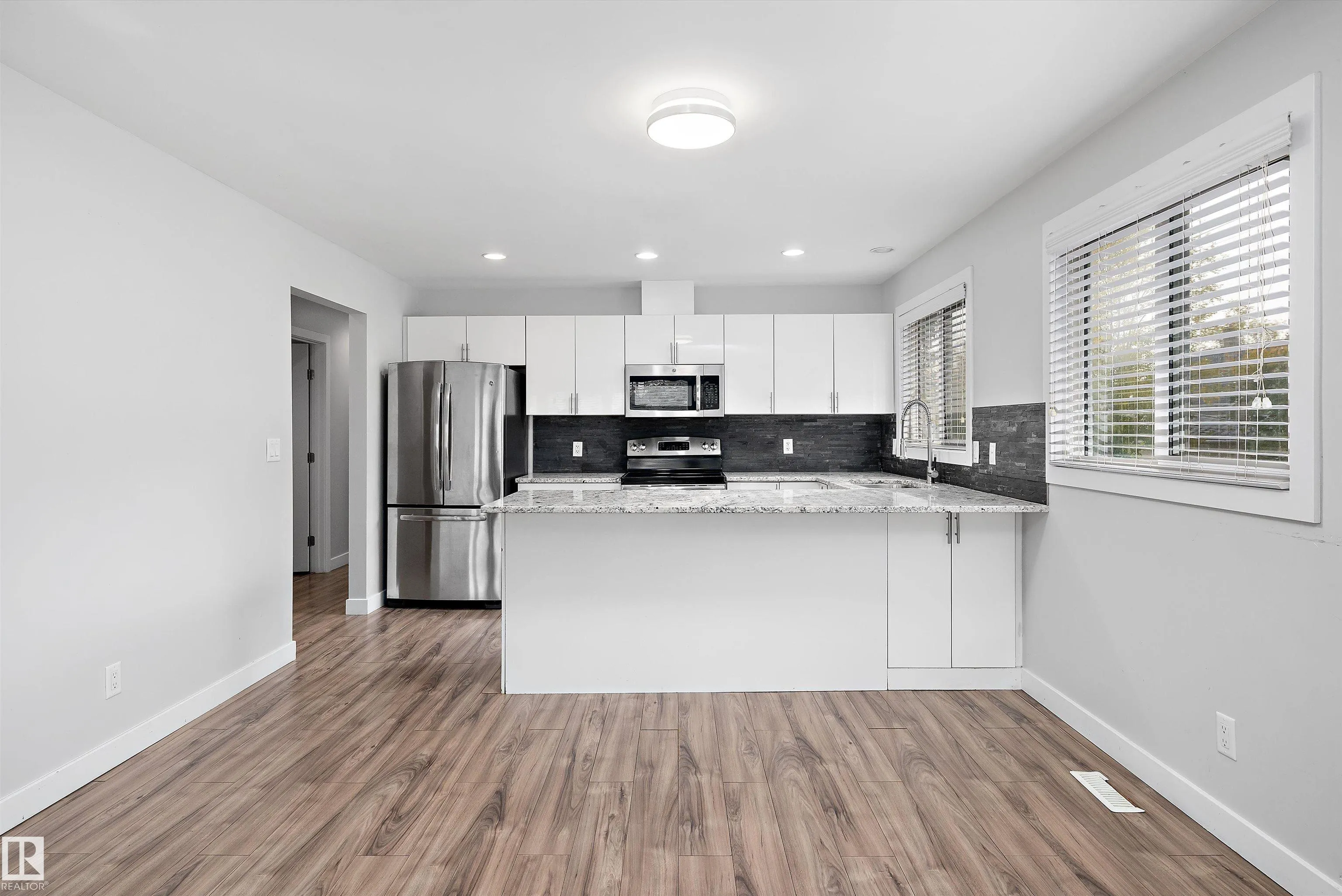 10409 148 Street