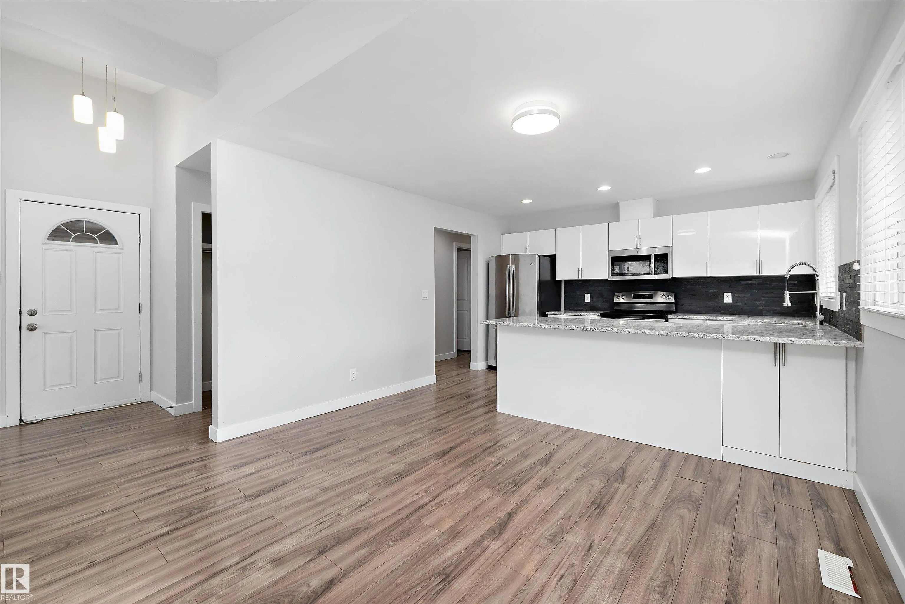 10409 148 Street