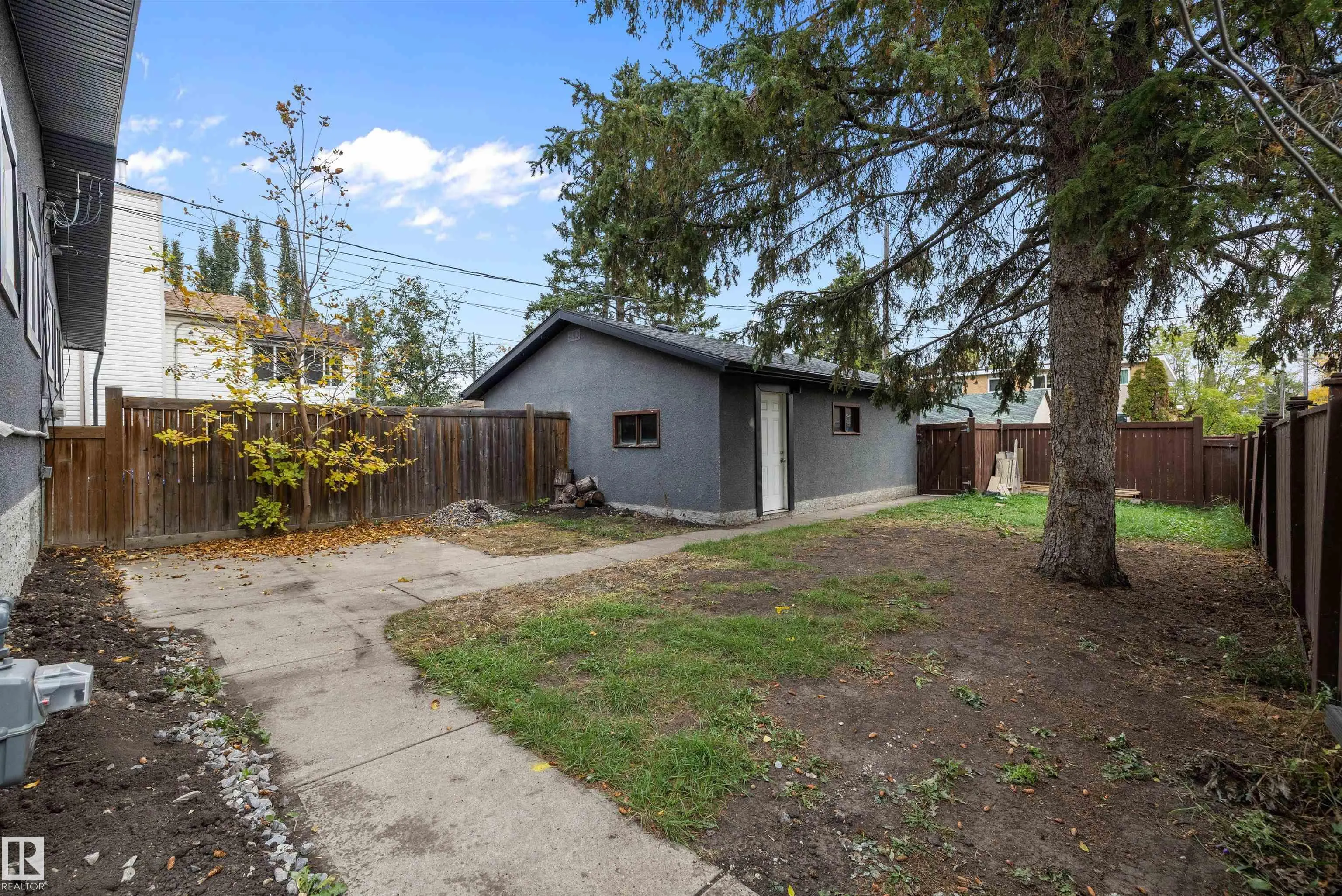 10409 148 Street