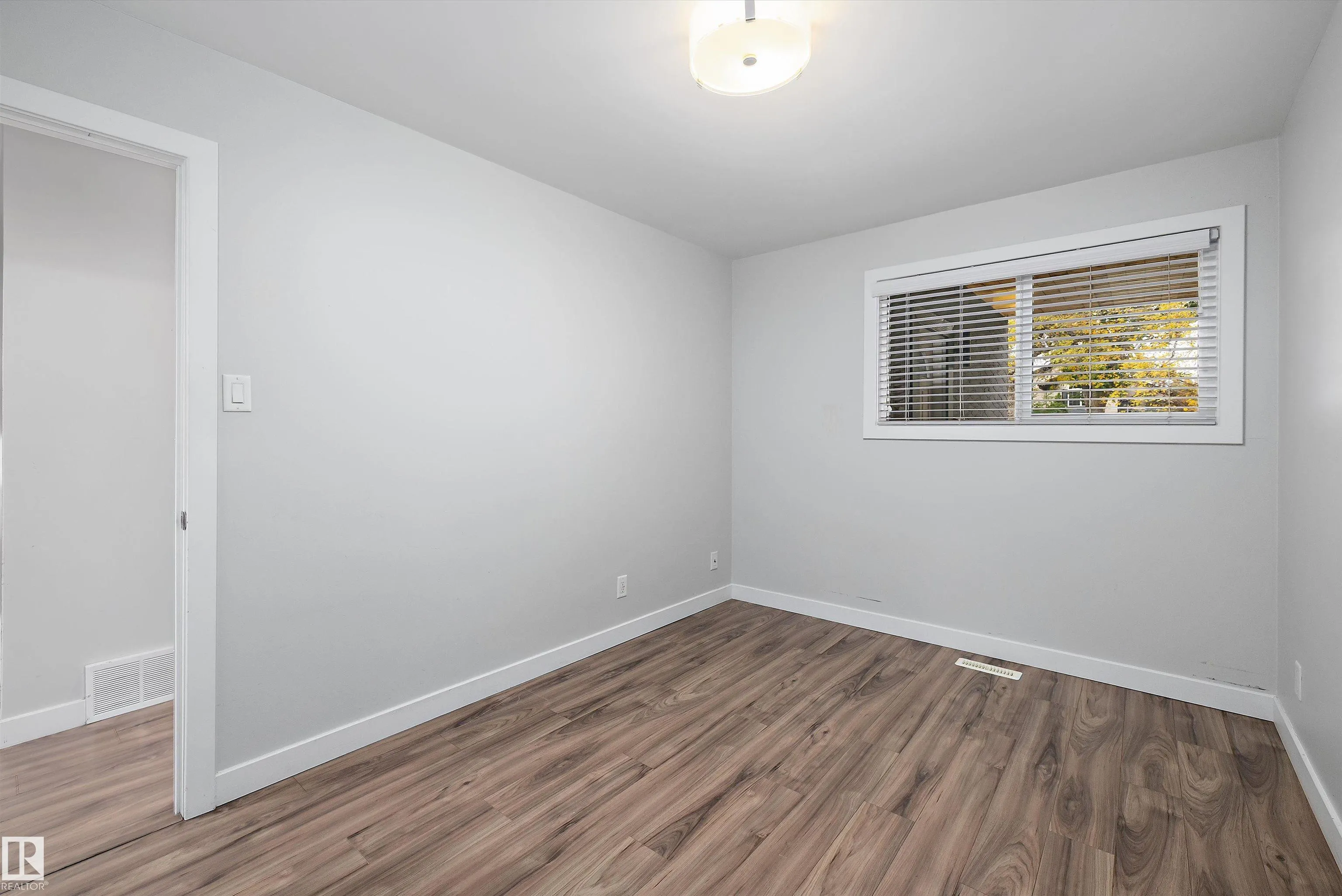 10409 148 Street