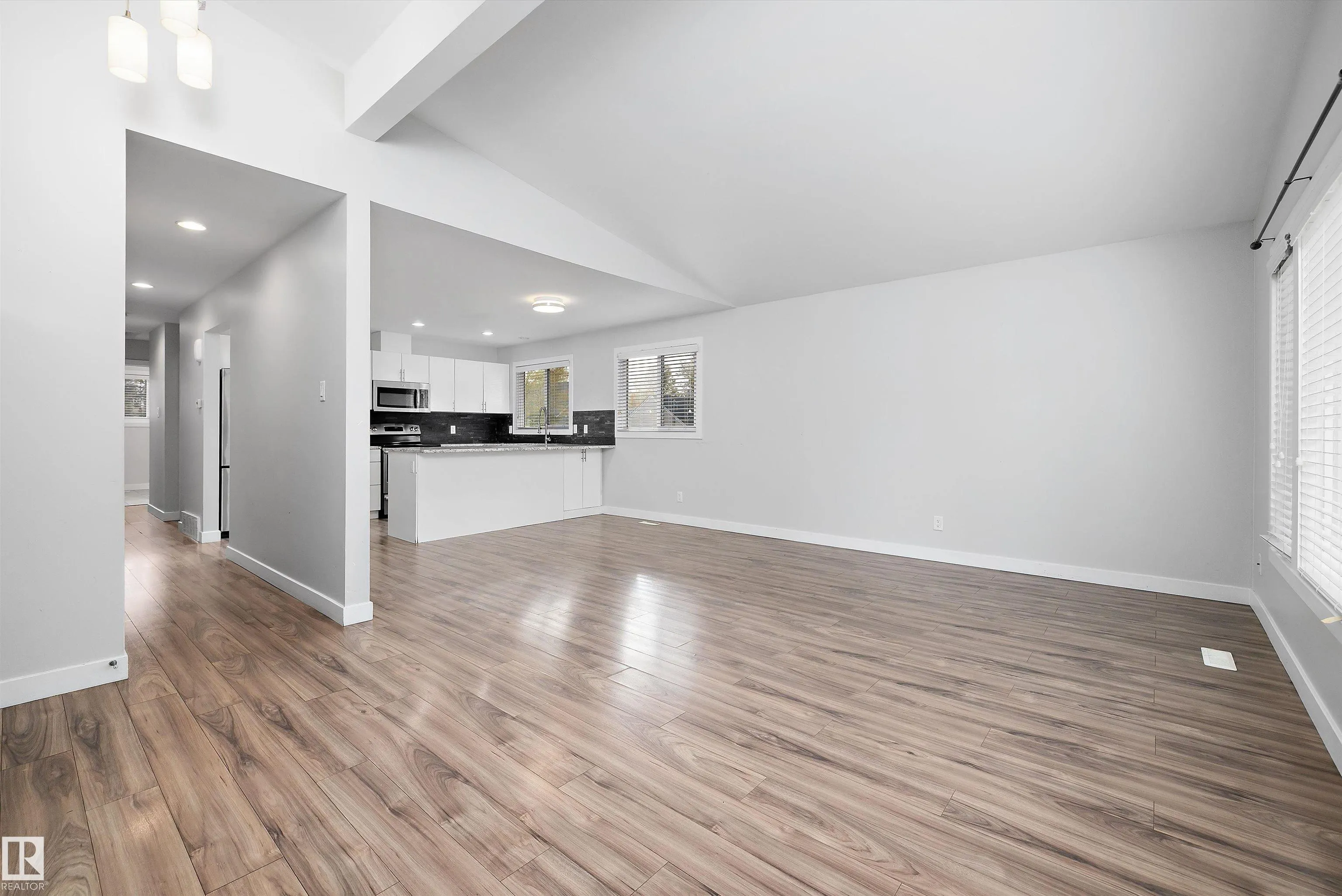 10409 148 Street