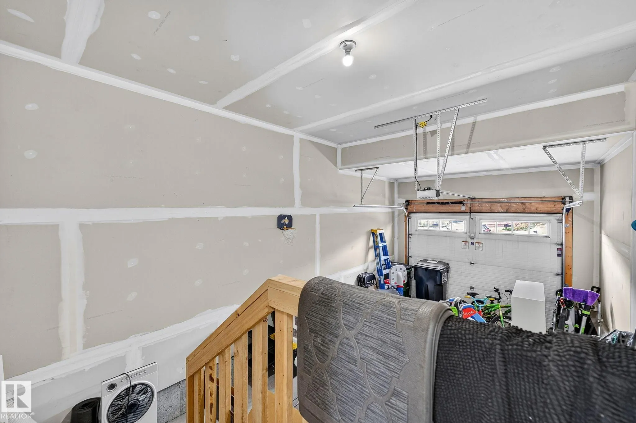 527 EBBERS Way