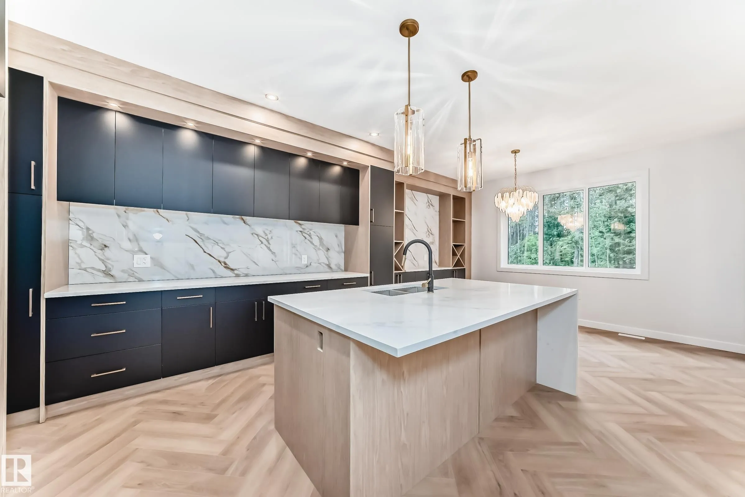 55 MEADOWGROVE Lane