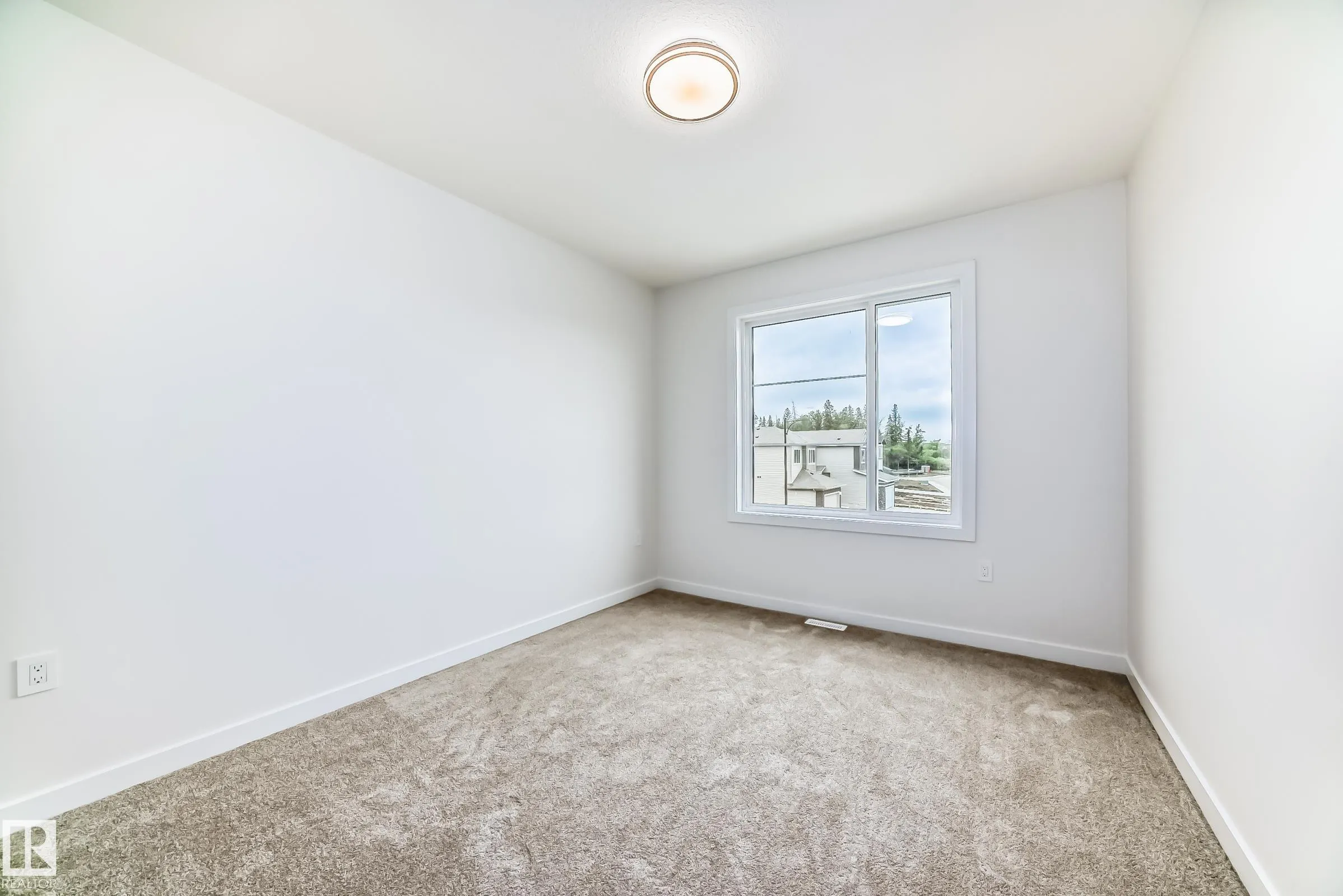 55 MEADOWGROVE Lane