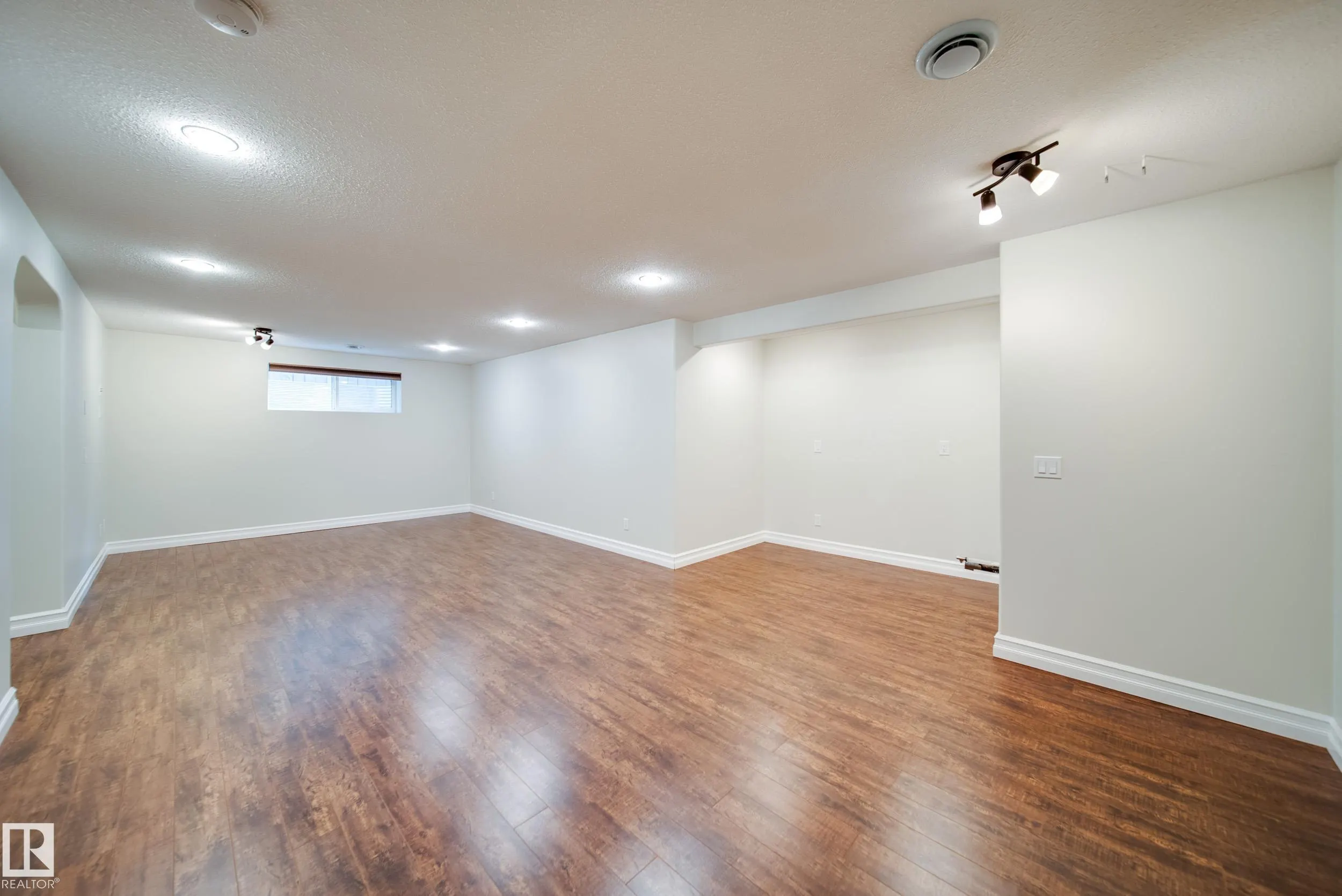 722 CAINE Boulevard