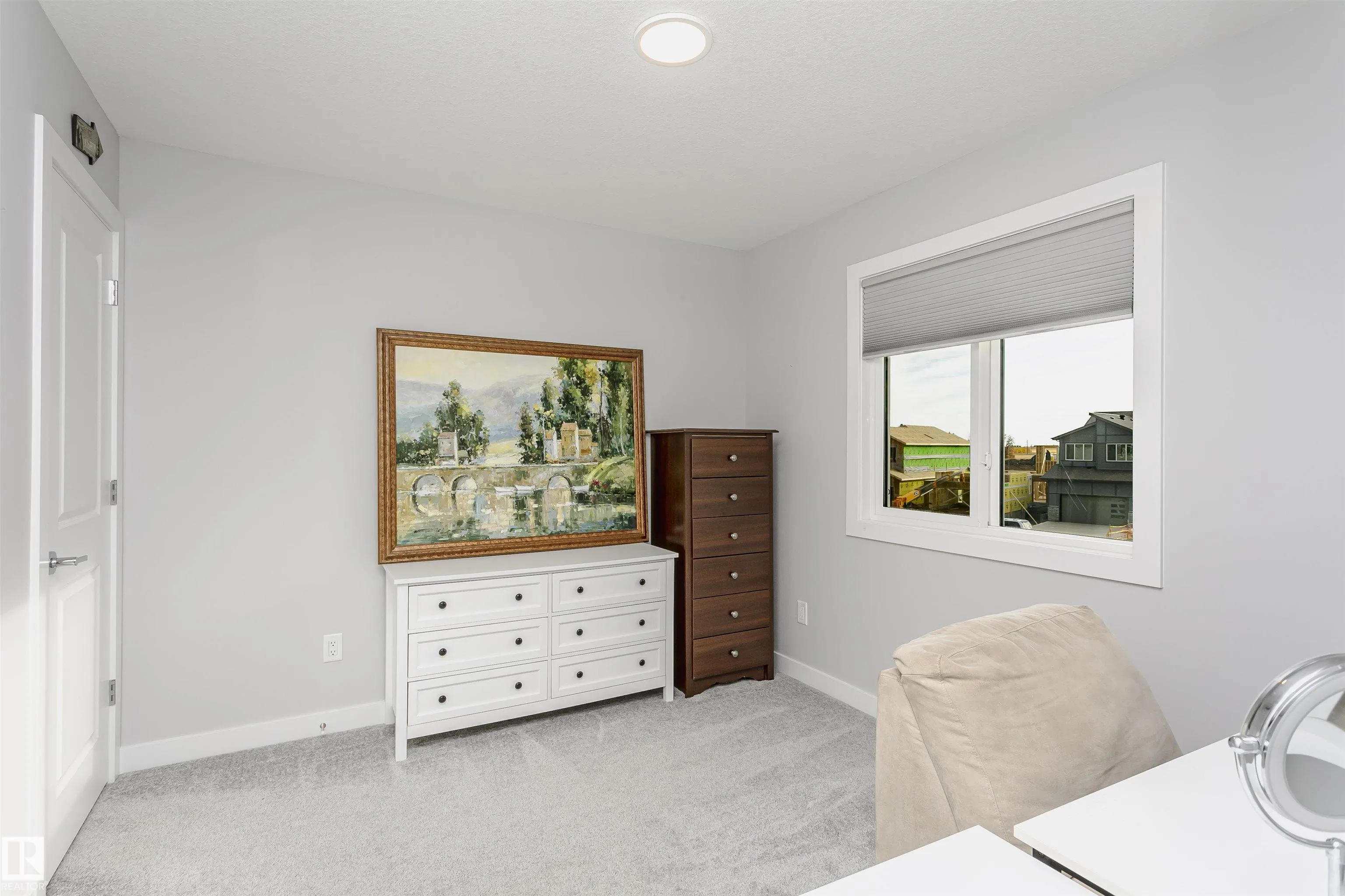 134 ASTORIA