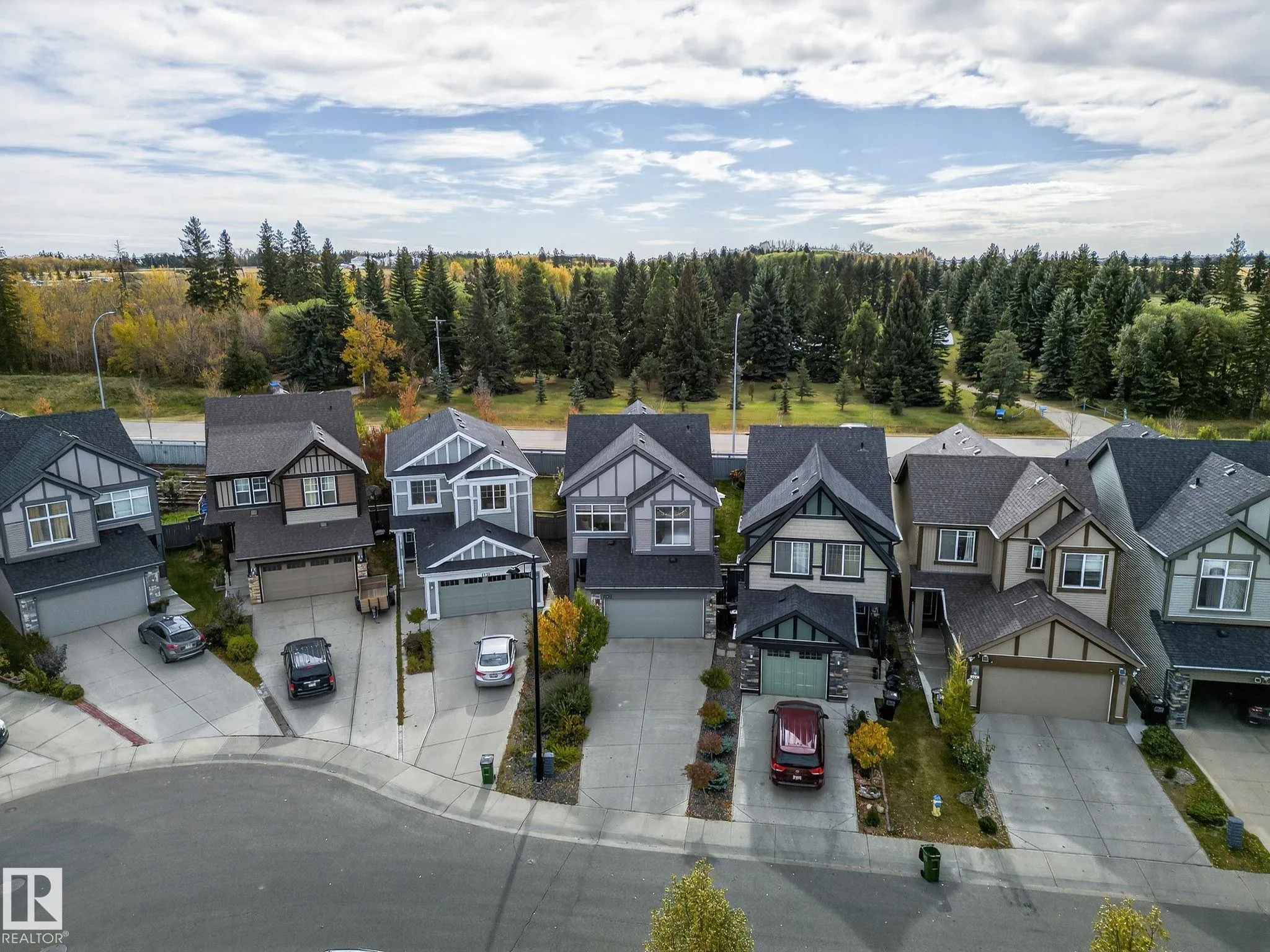 1737 DUMONT CRESCENT