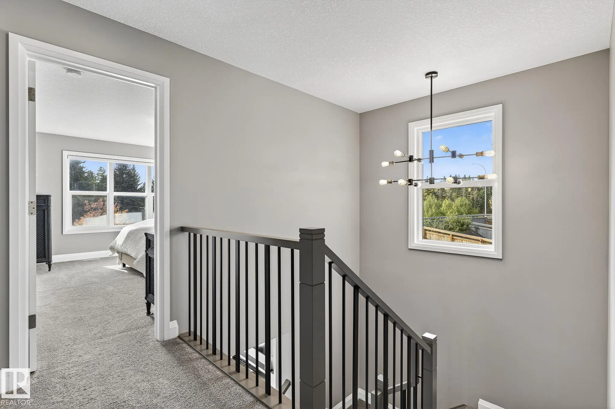 1737 DUMONT CRESCENT