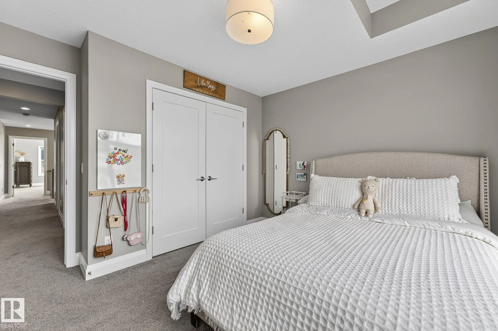 1737 DUMONT CRESCENT