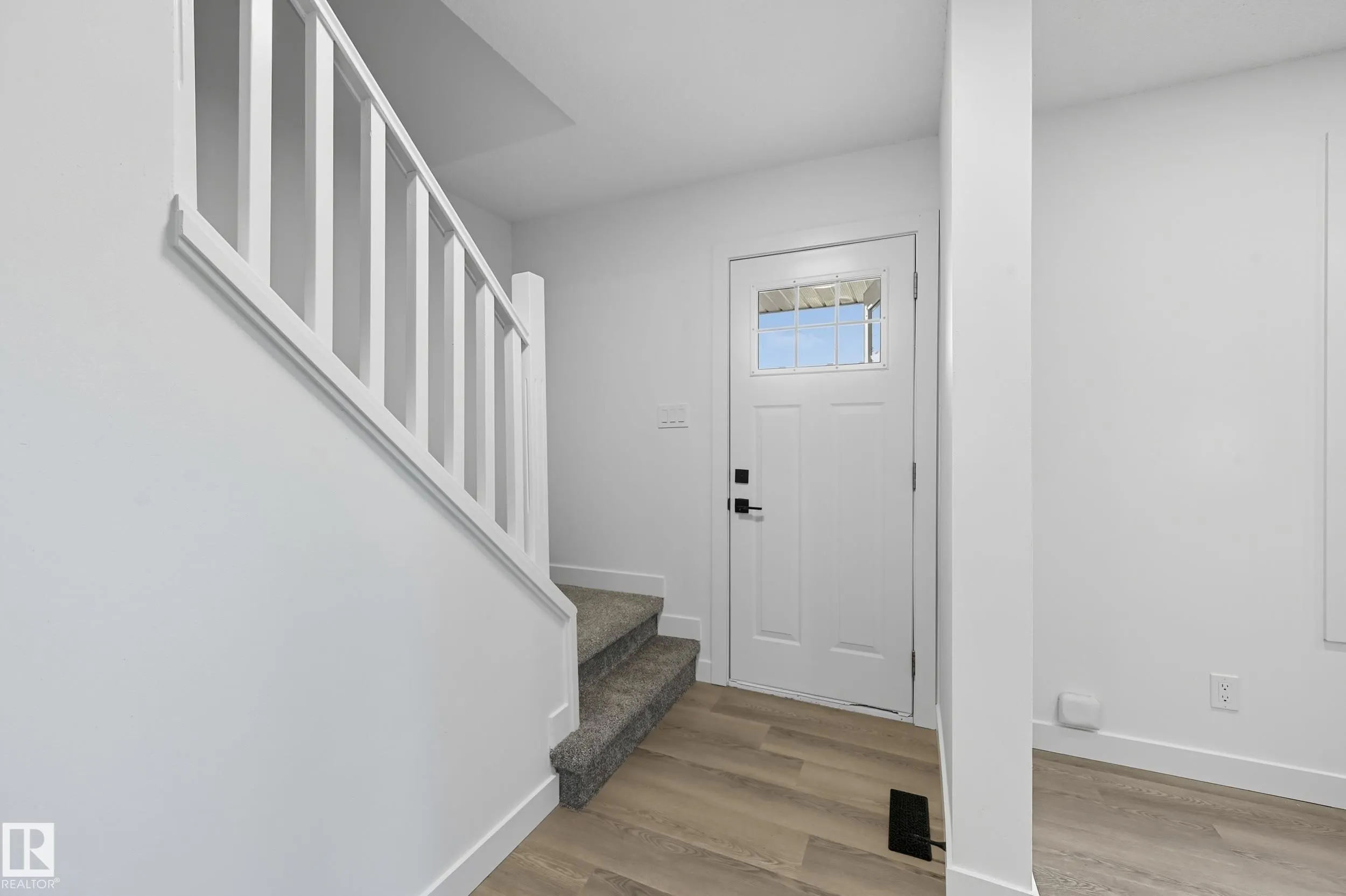 118 PRIMROSE GARDENS